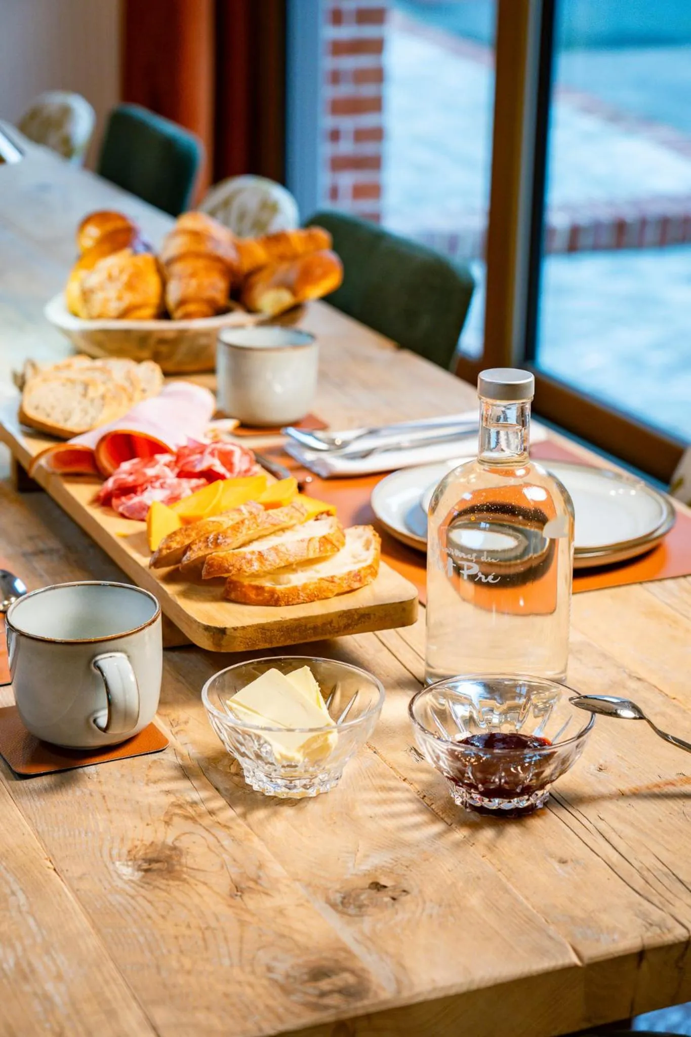 Food and drinks in Les Charmes du Petit Pré