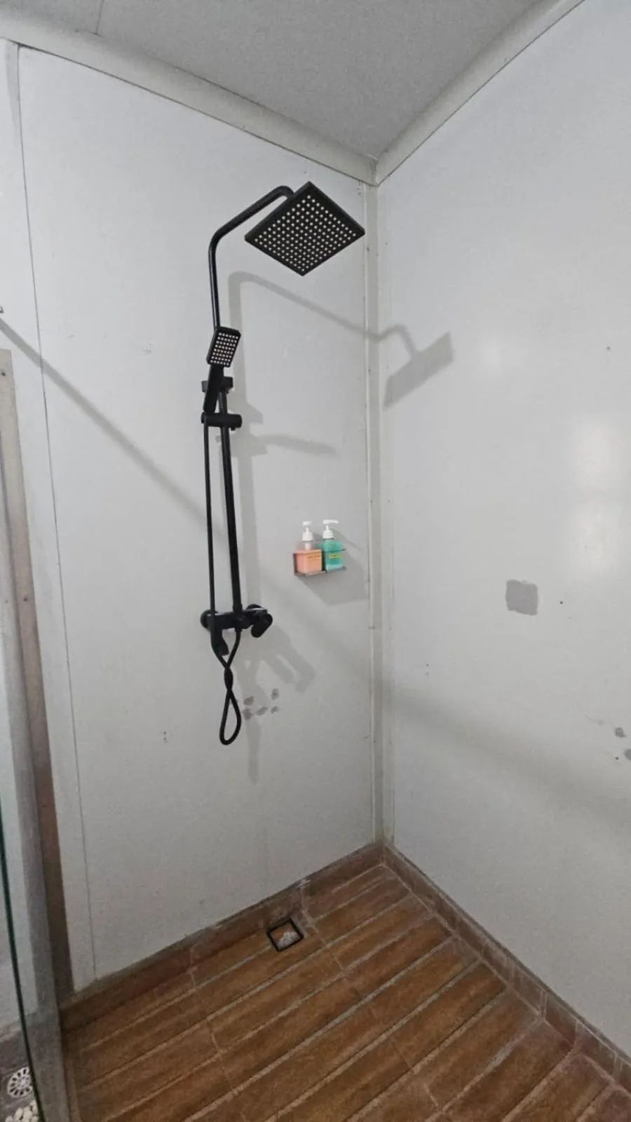 Shower in Saga Village Hotel & Resort Bintan