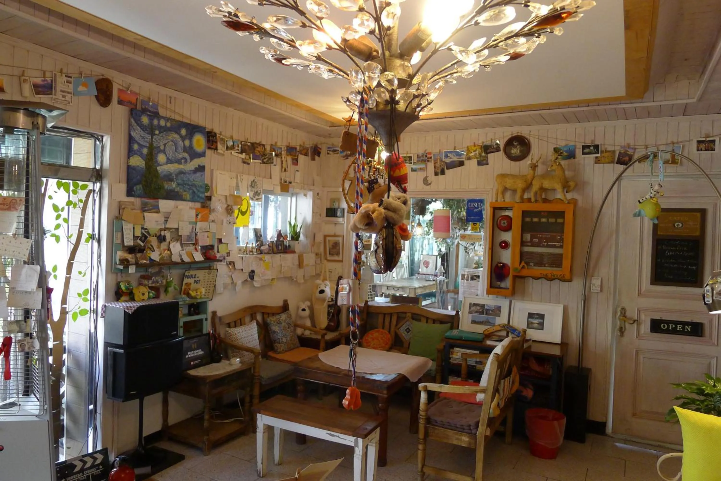 The House Hostel