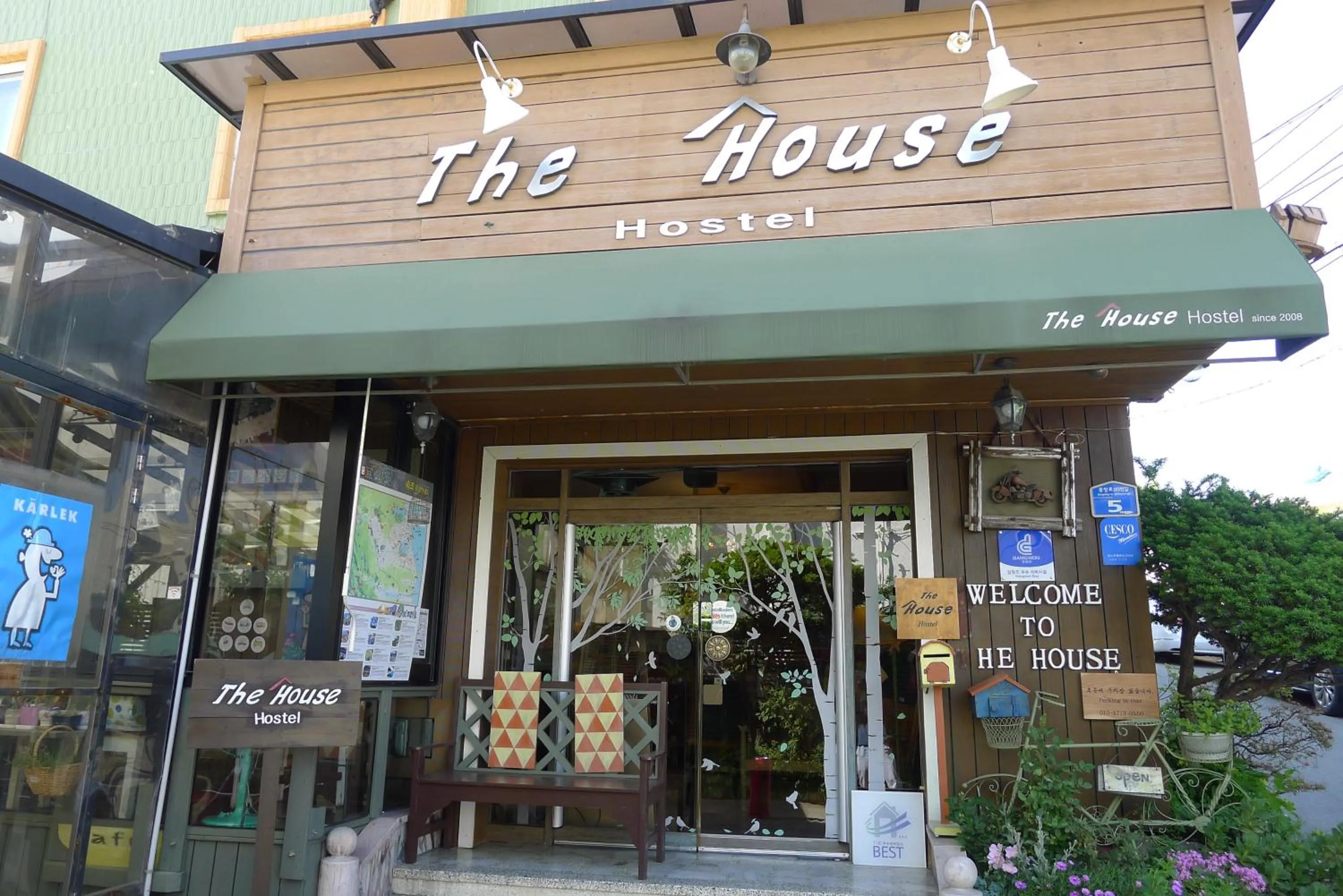 The House Hostel