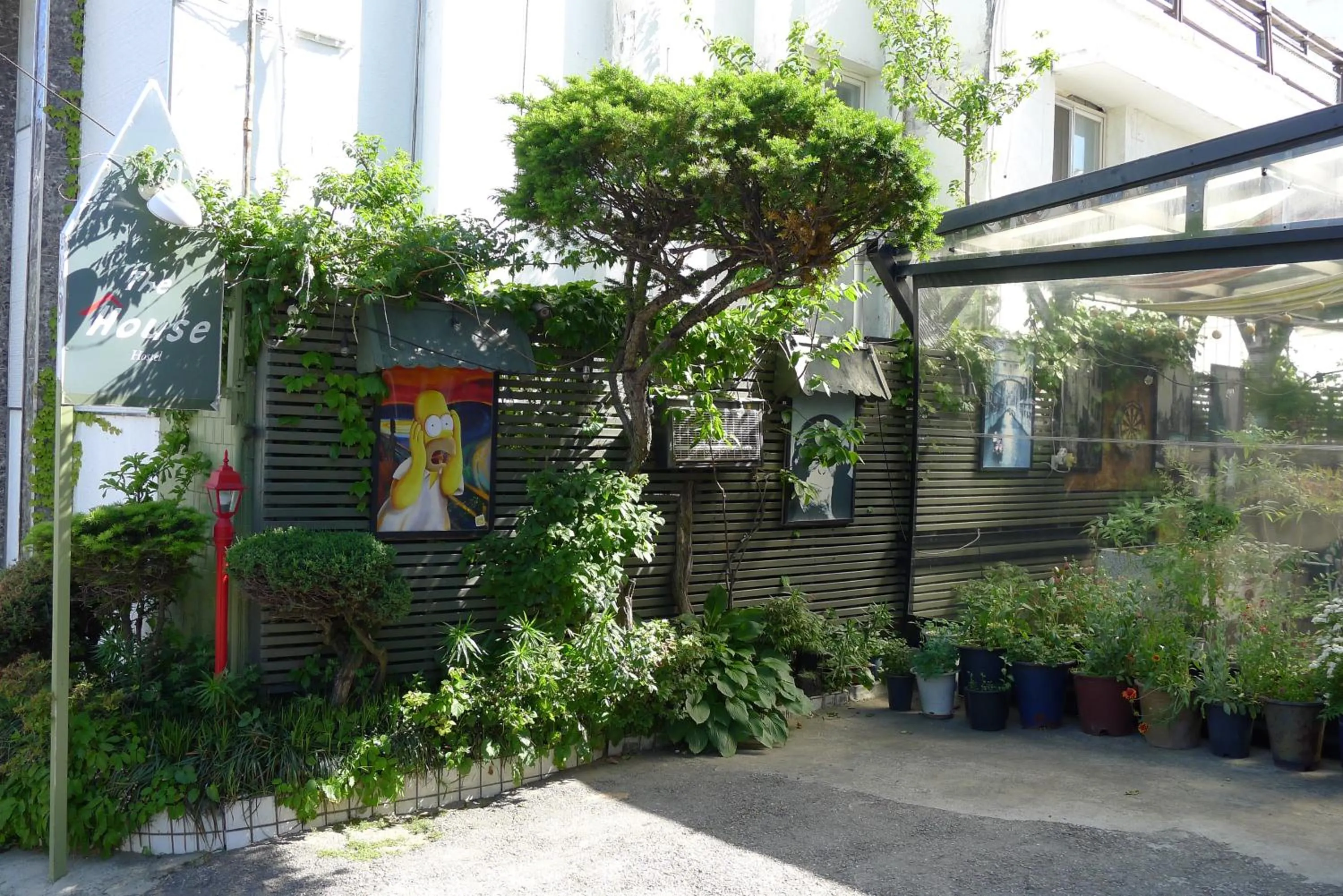 The House Hostel