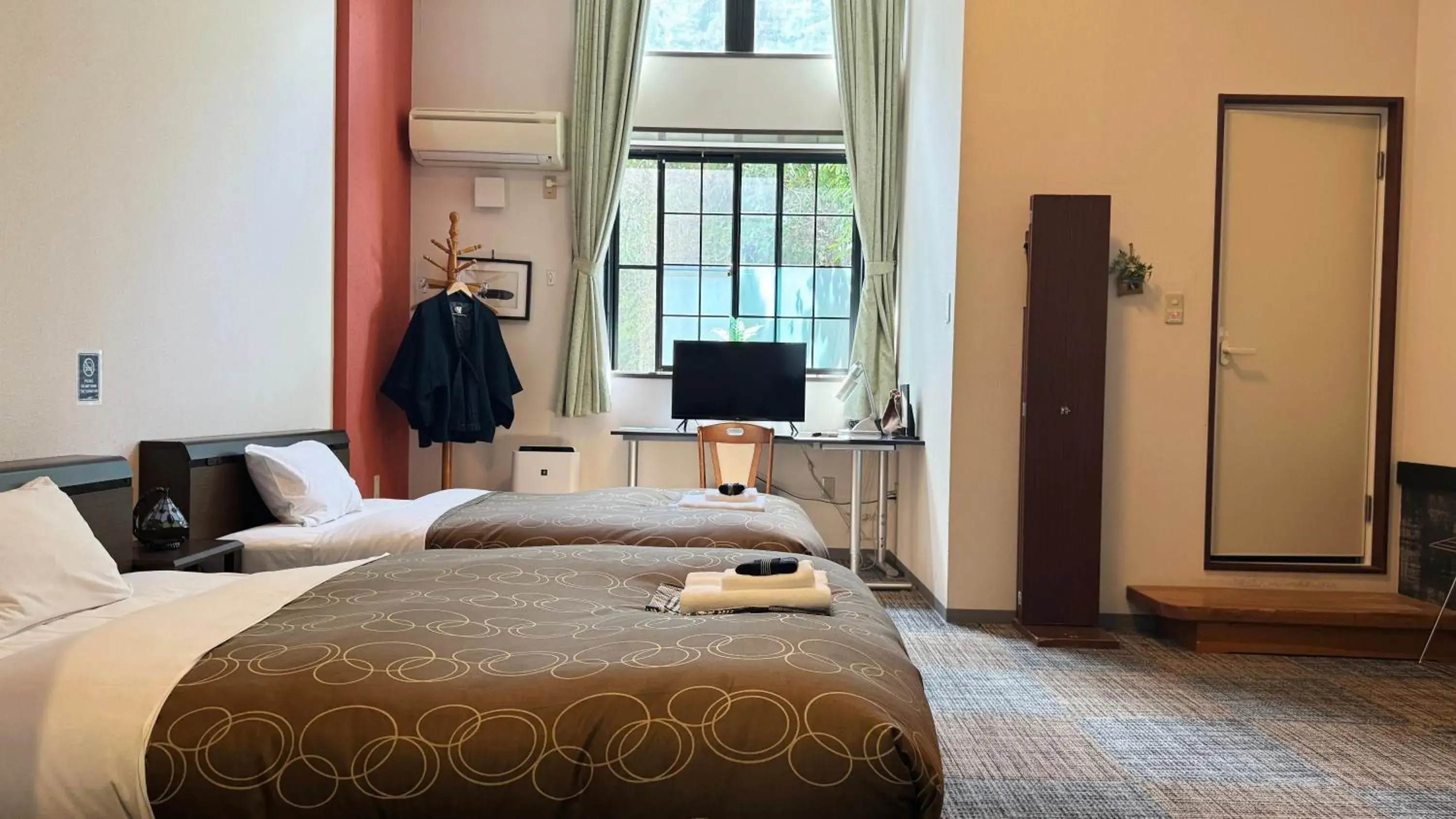 Bedroom, Bed in Yufuin Tabinokura Bedroom, Bed in Yufuin Tabinokura