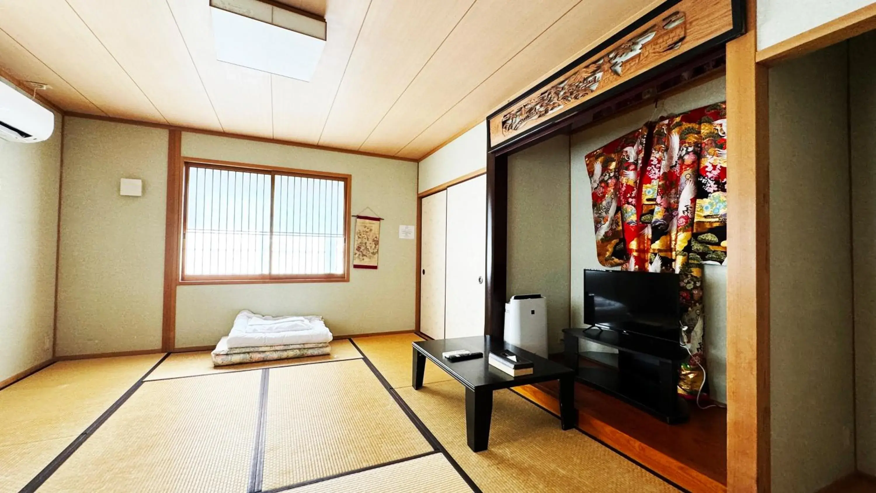 Bedroom, Bed in Yufuin Tabinokura Bedroom, Bed in Yufuin Tabinokura