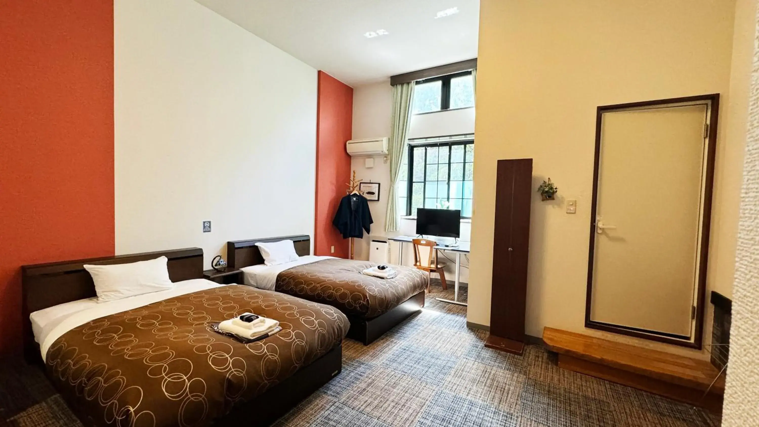 Photo of the whole room, Bed in Yufuin Tabinokura Photo of the whole room, Bed in Yufuin Tabinokura