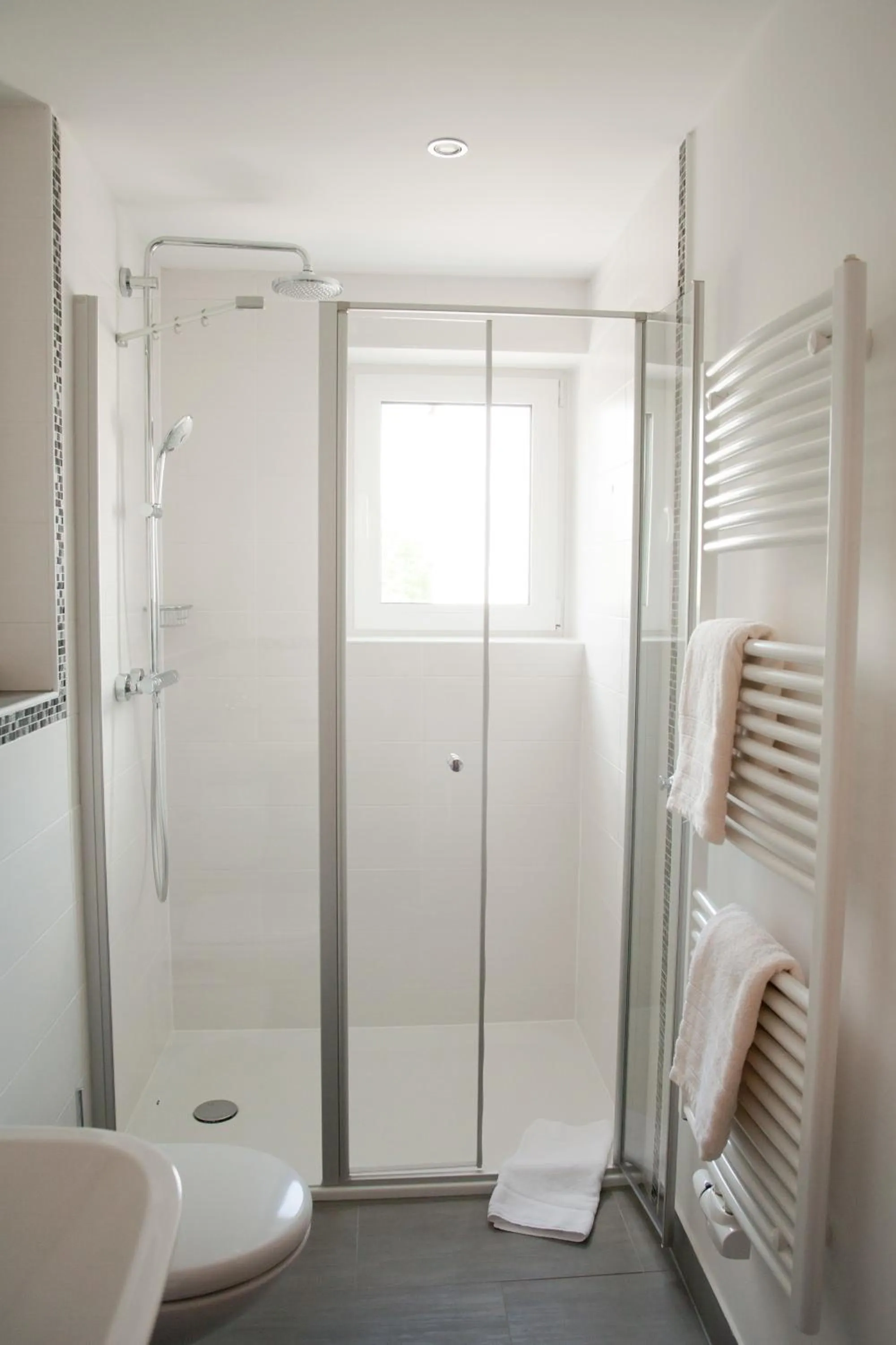 Shower in Apartmenthaus Wesertor