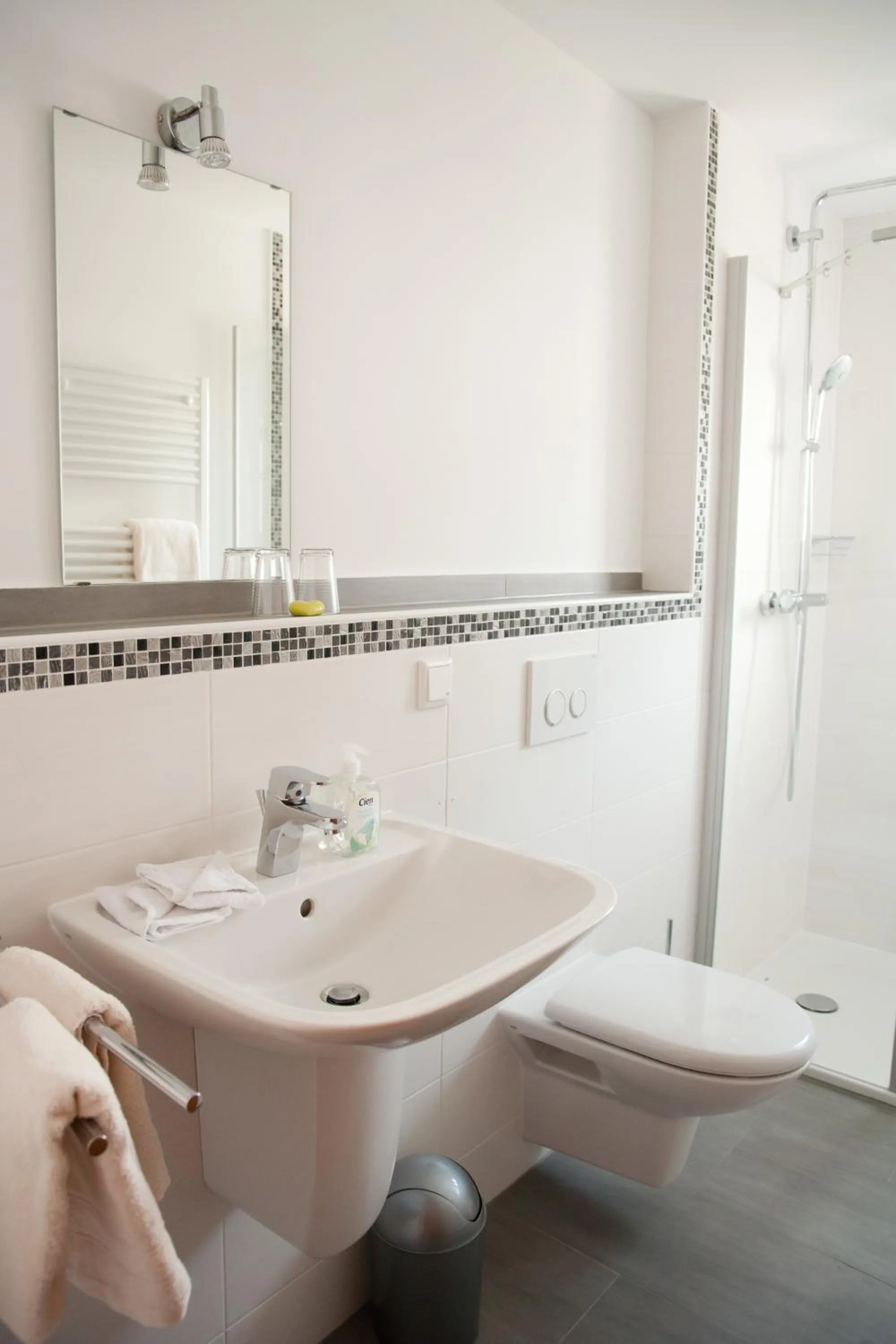 Shower in Apartmenthaus Wesertor