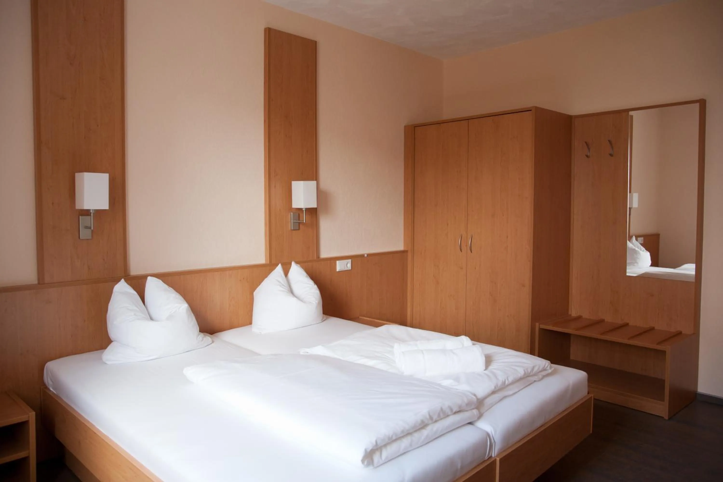 Photo of the whole room, Bed in Apartmenthaus Wesertor