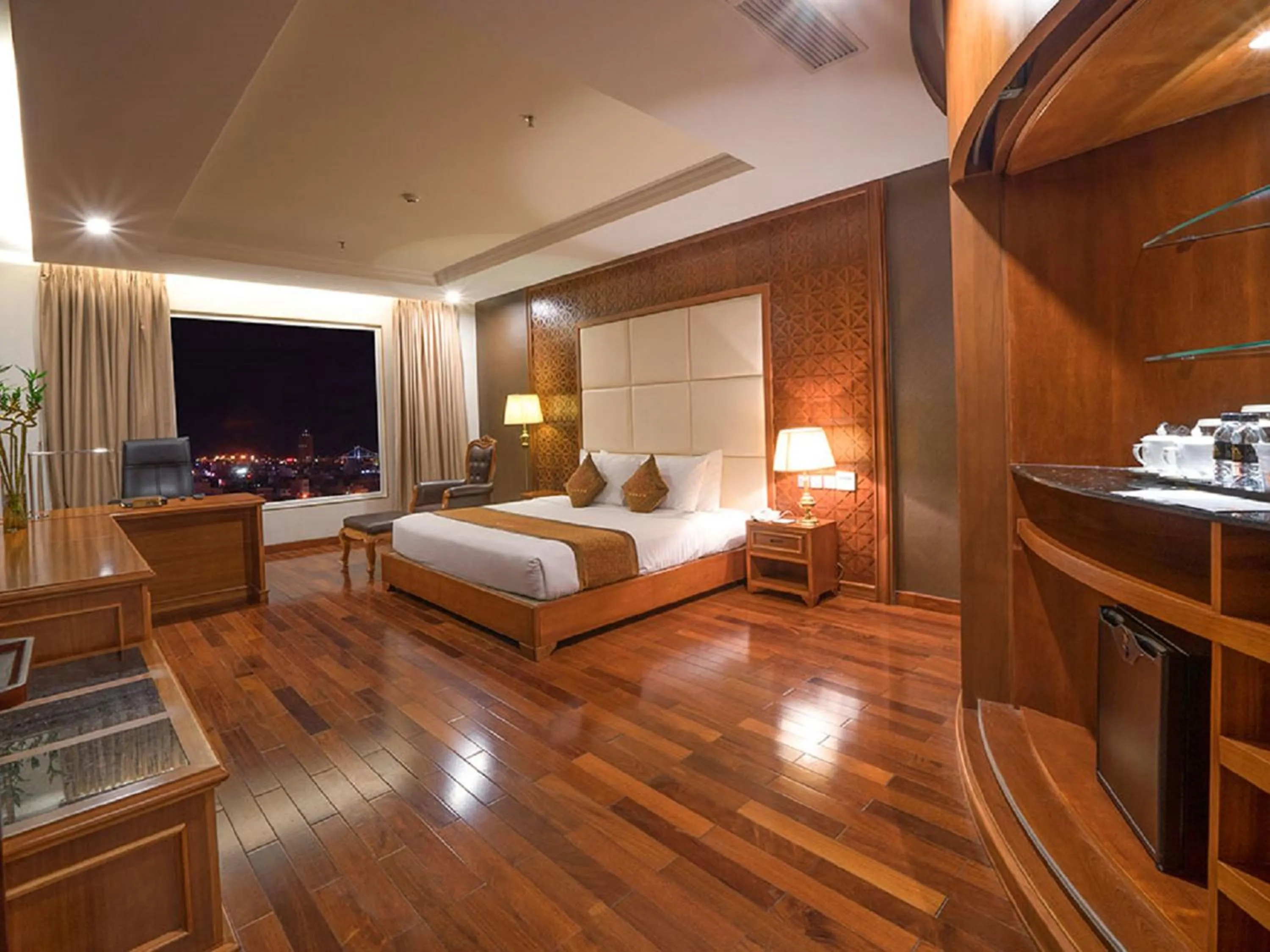 Photo of the whole room, Bed in Samdi Da Nang Central Hotel