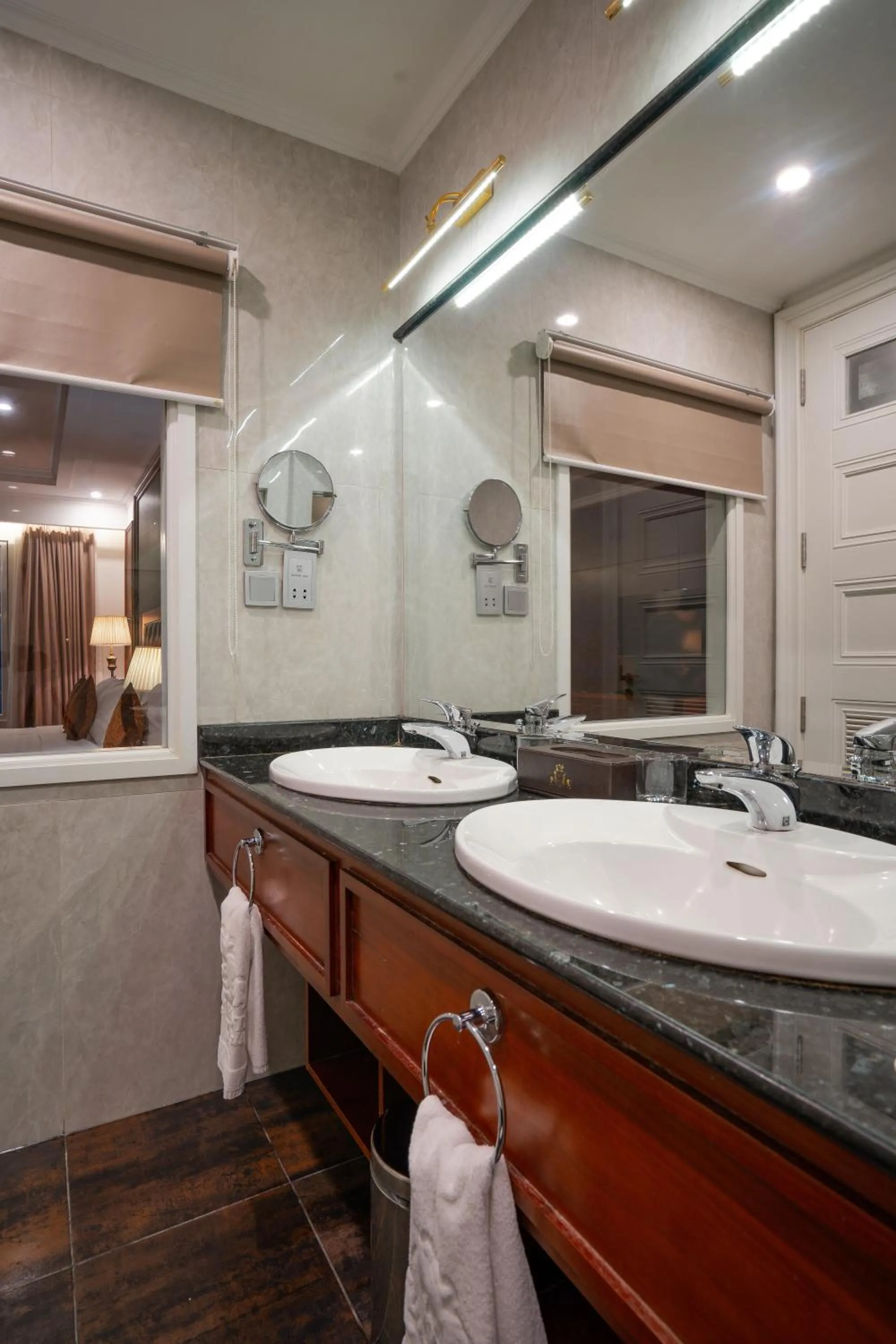 Bathroom in Samdi Da Nang Central Hotel