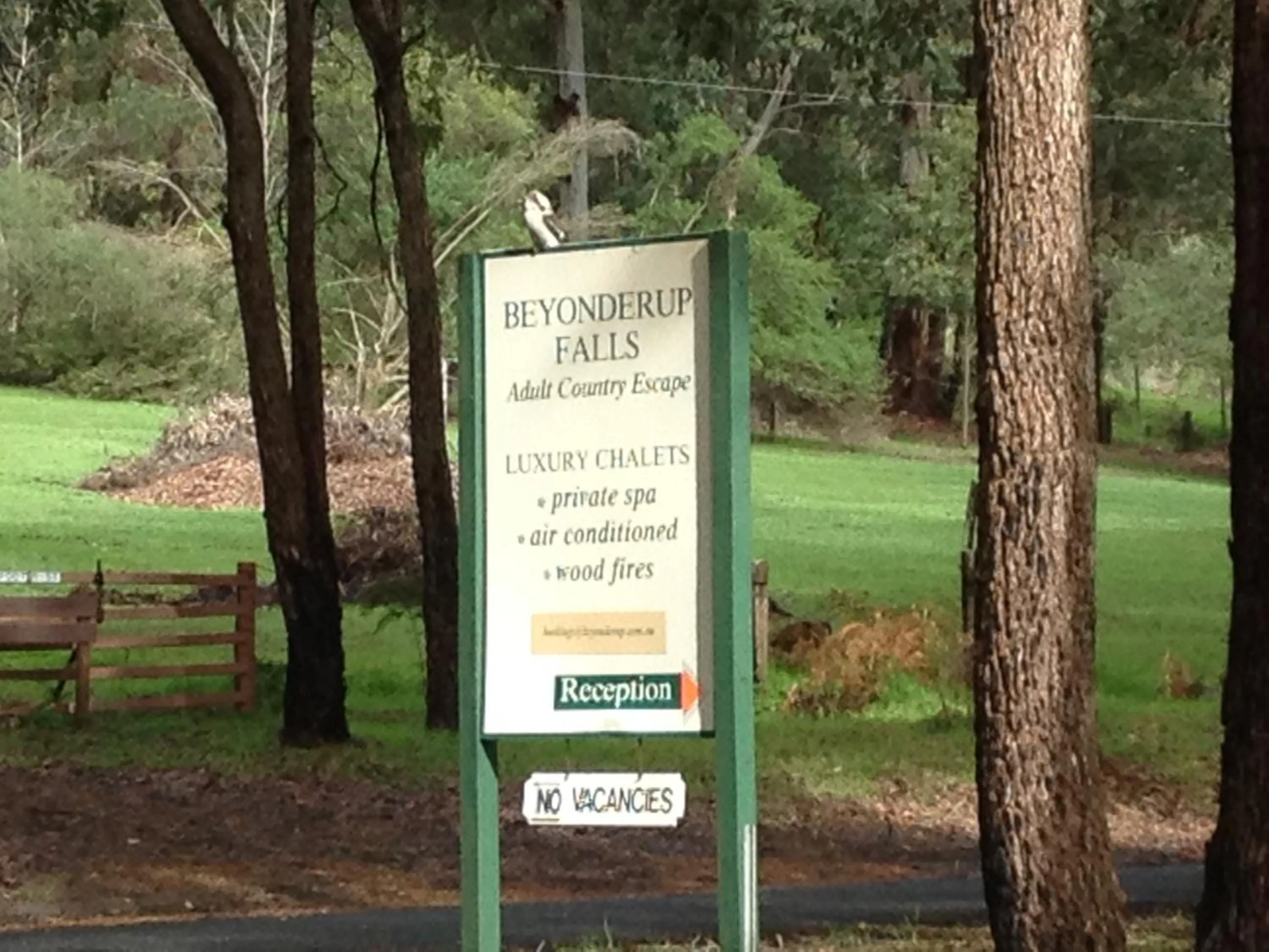 Beyonderup Falls Adult Retreat
