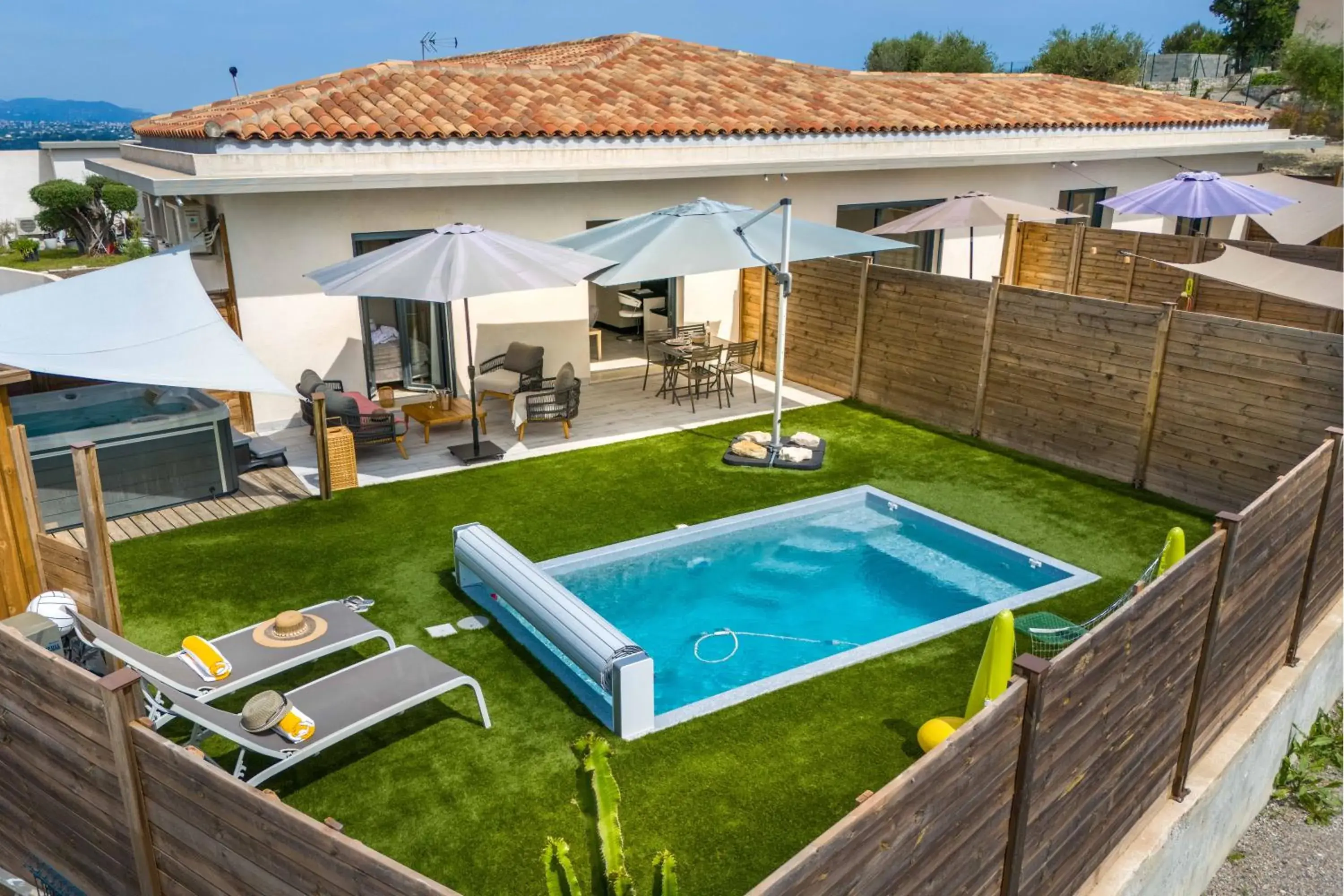 Gîtes Domaine de la Chapelle Gîtes Domaine de la Chapelle