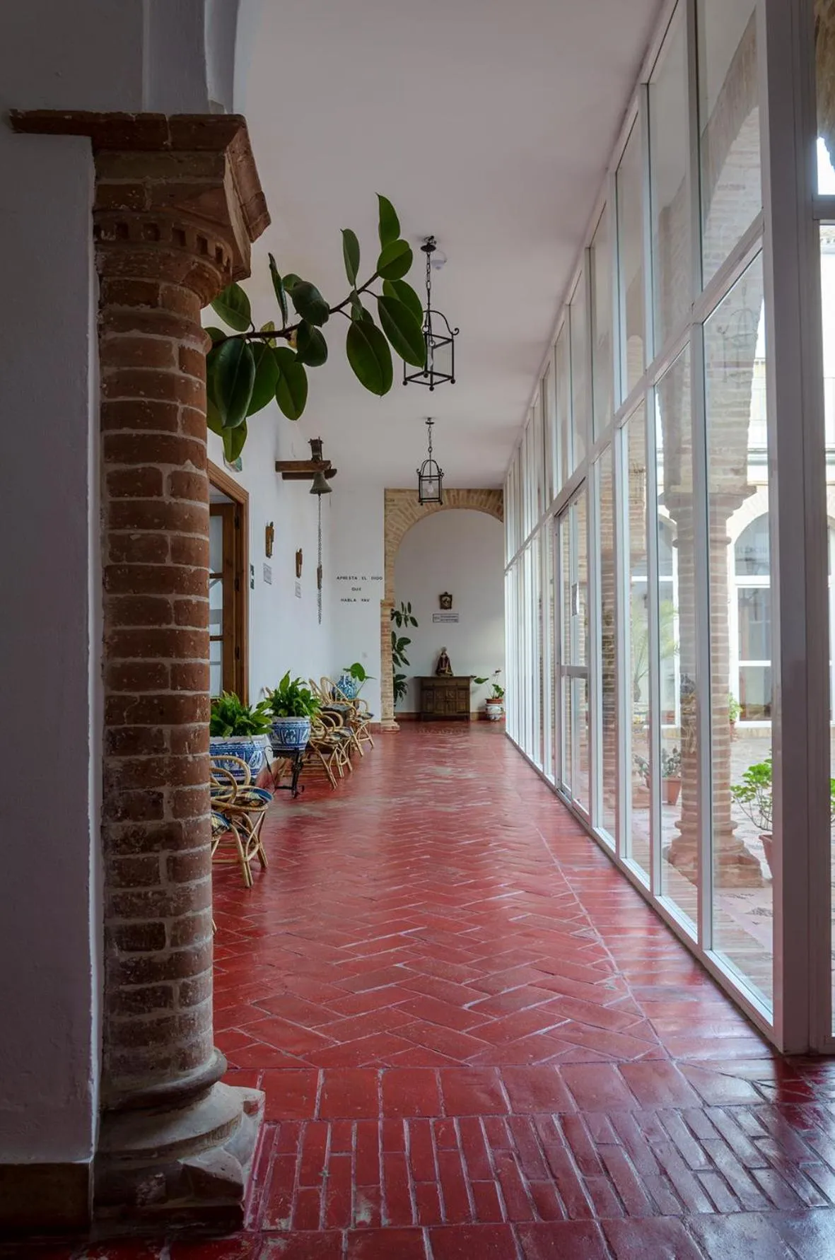 Facade/entrance in Convento Madre de Dios de Carmona