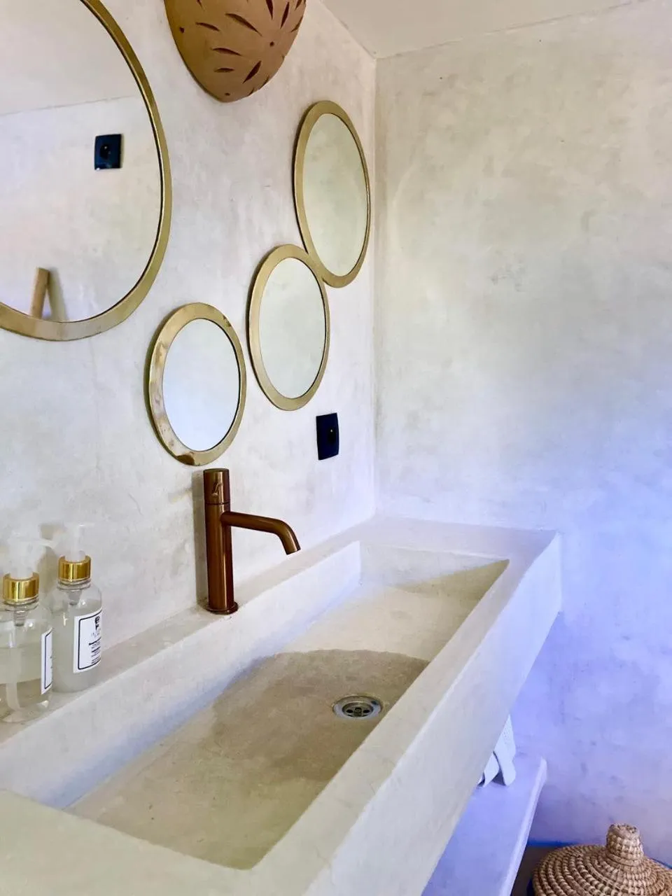 Shower in Hotel & Spa La Ferme El Dar