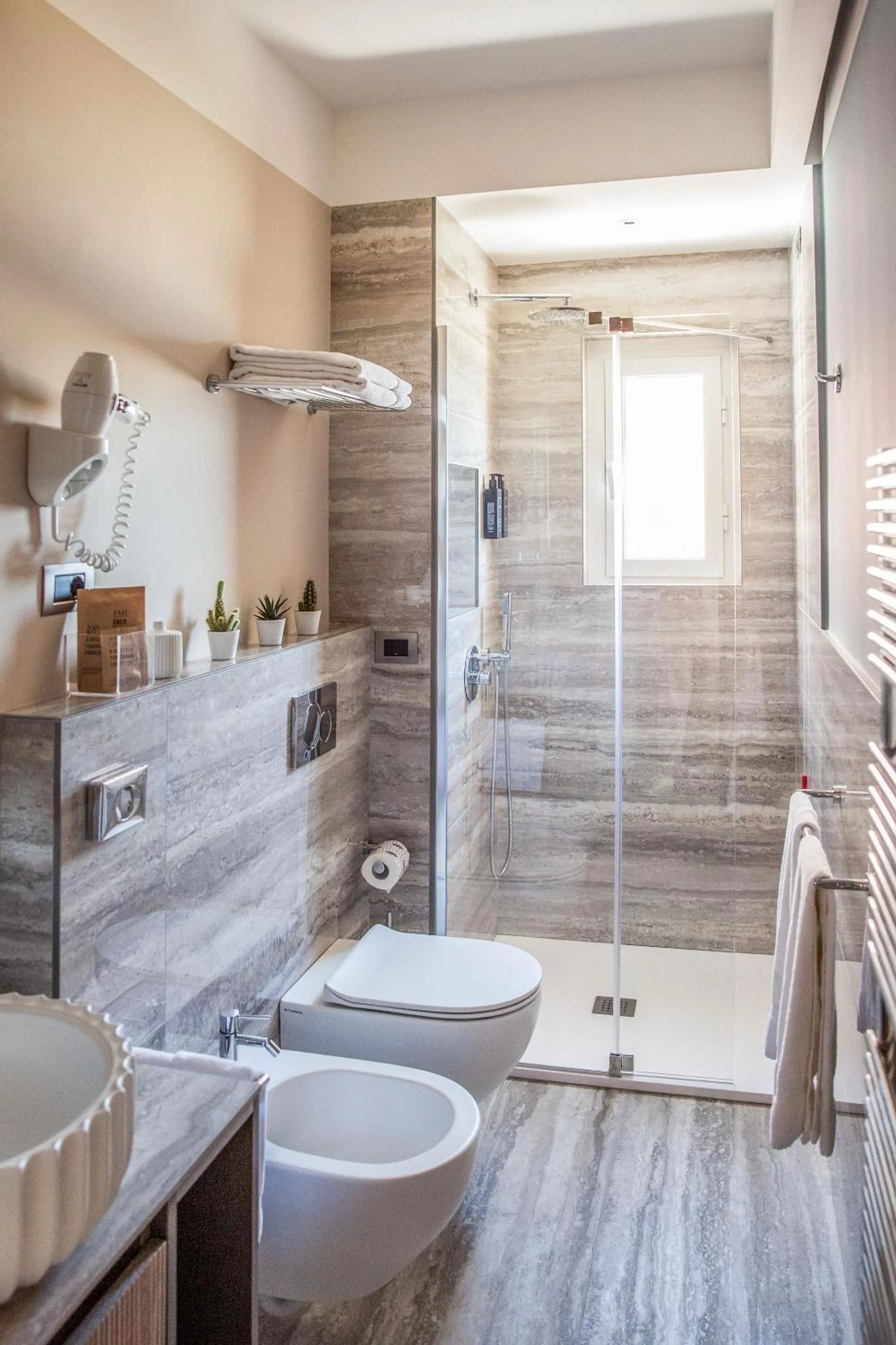 Bathroom in Hotel Albatros Varigotti
