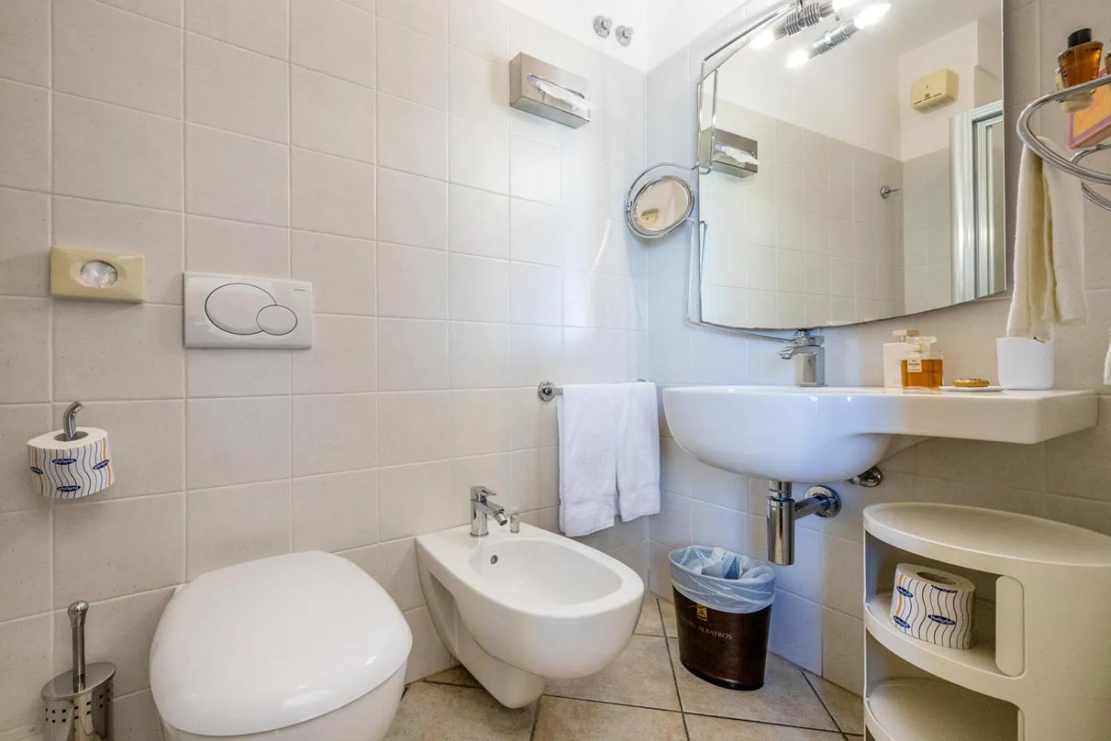 Bathroom in Hotel Albatros Varigotti