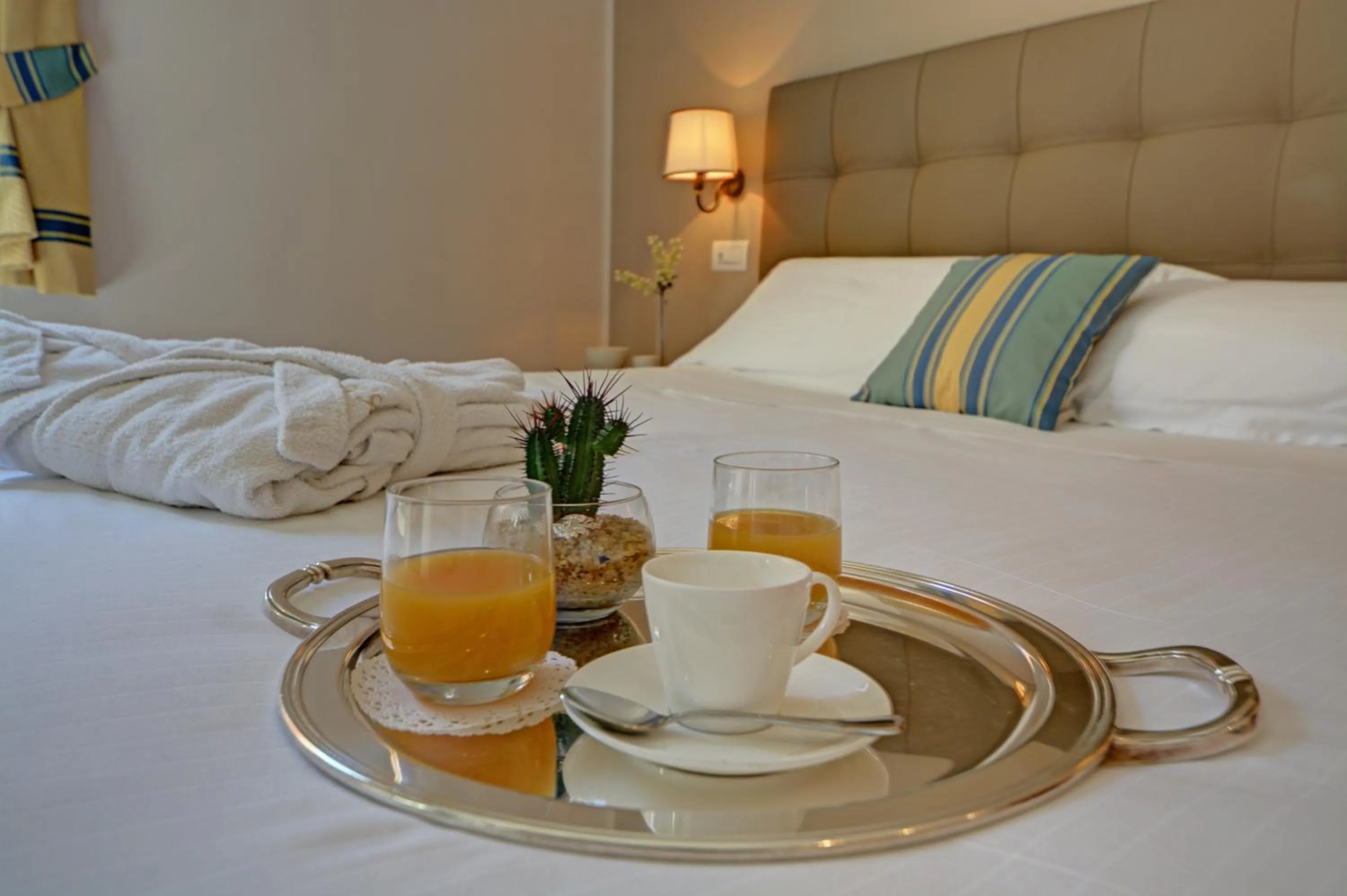 Bedroom, Bed in Hotel Albatros Varigotti