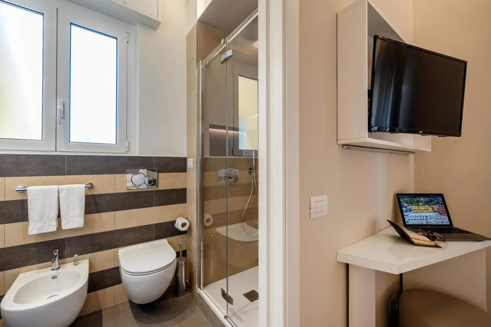 Bathroom in Hotel Albatros Varigotti