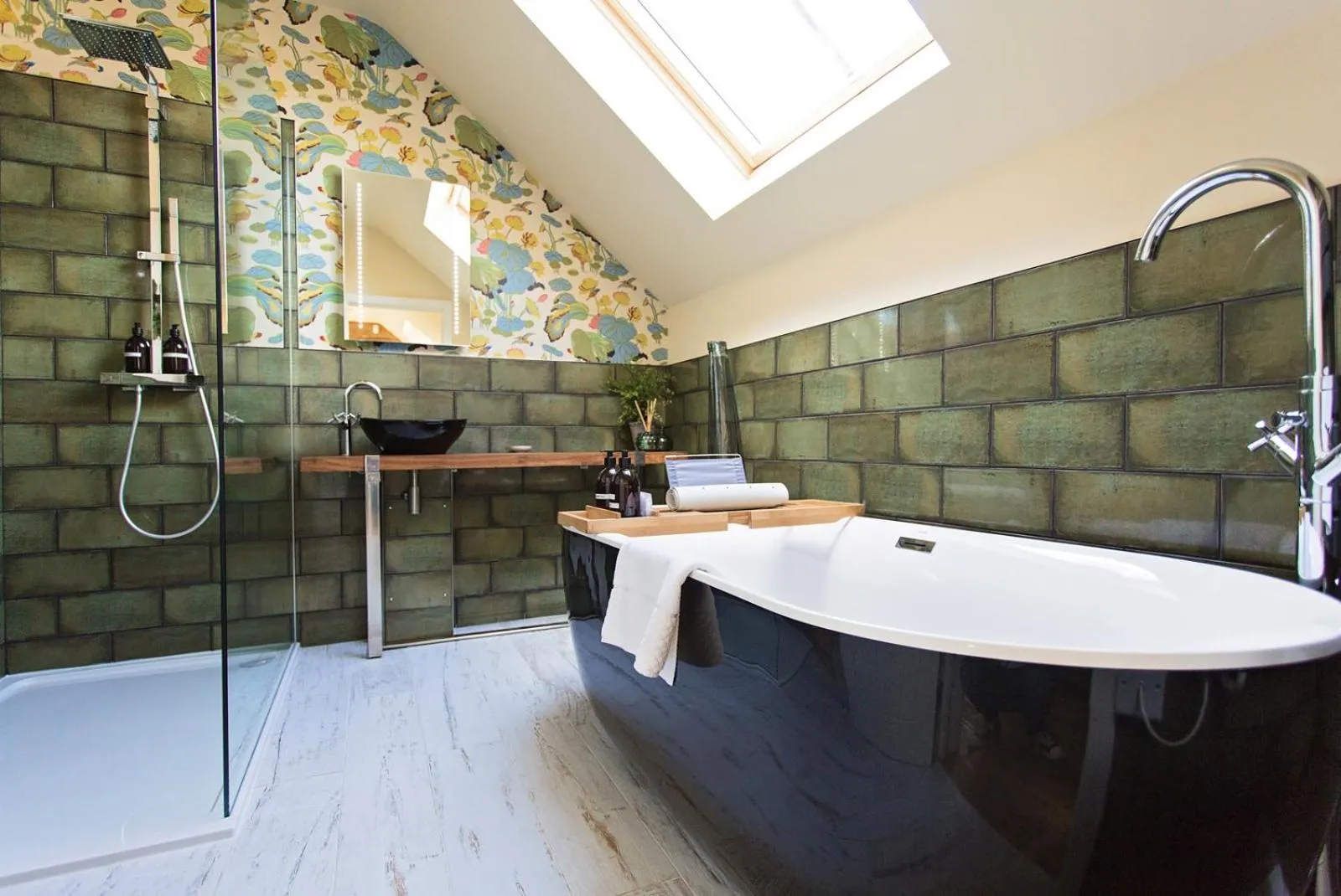 No33 THORNHAM BOUTIQUE SUITES