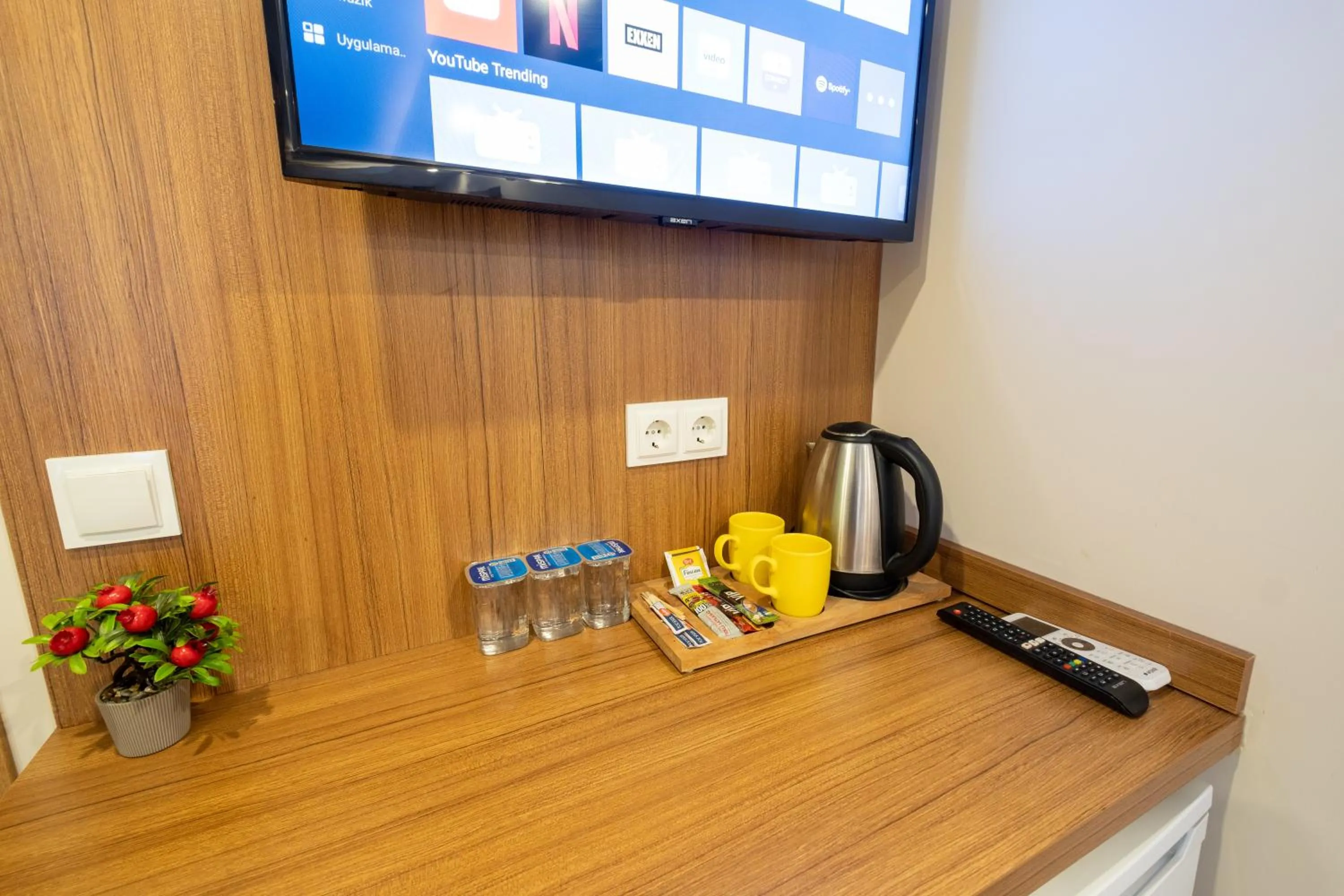 Coffee/tea facilities in İstanbulites Hotel
