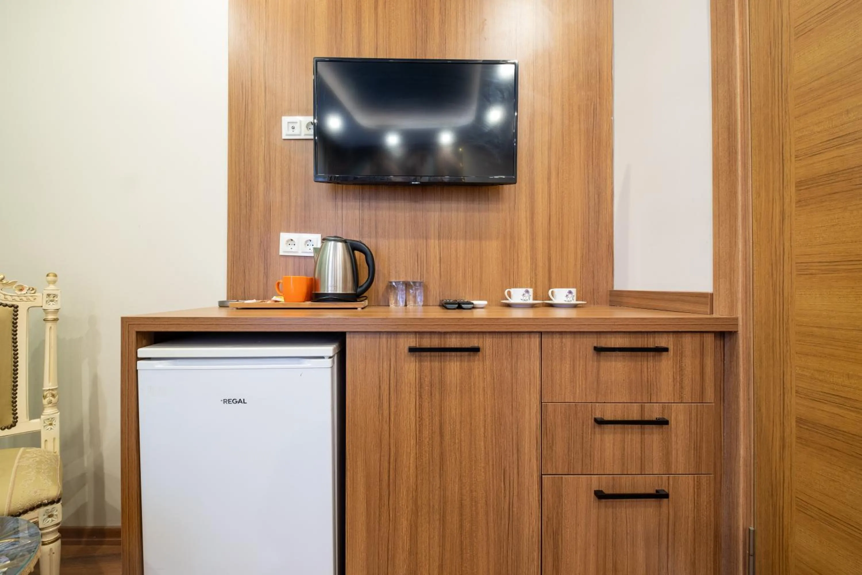 TV and multimedia in İstanbulites Hotel