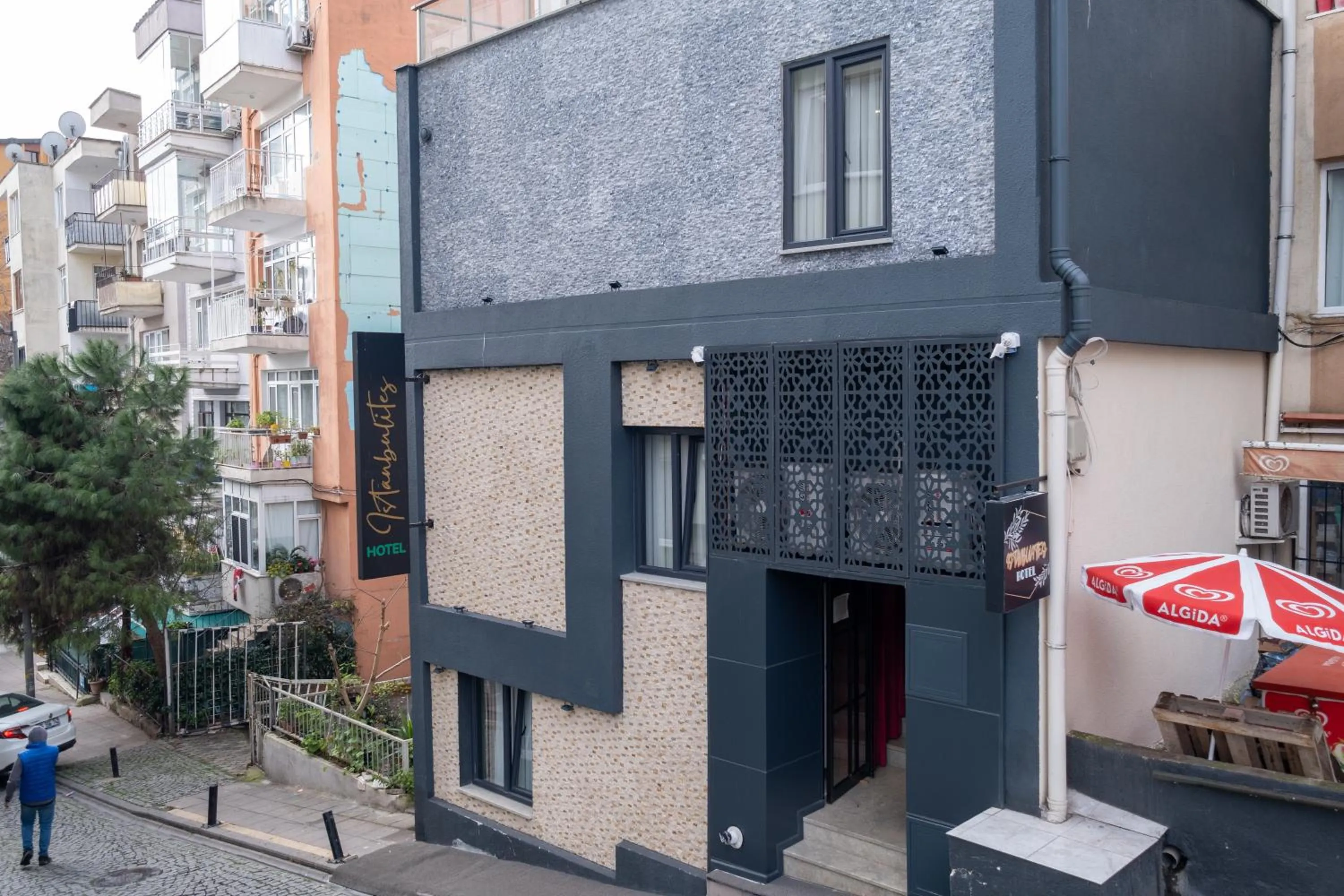 Property building in İstanbulites Hotel