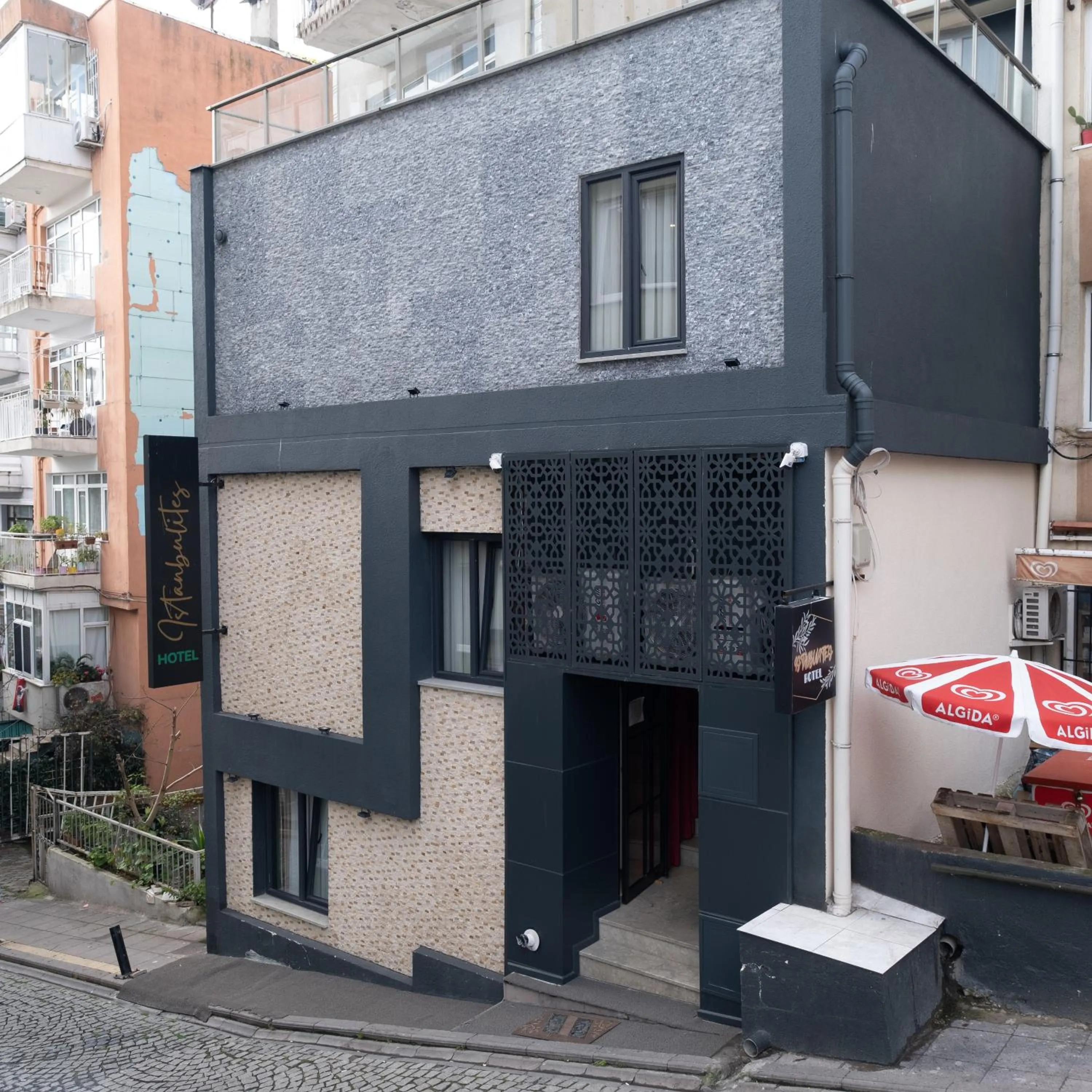 Property building in İstanbulites Hotel