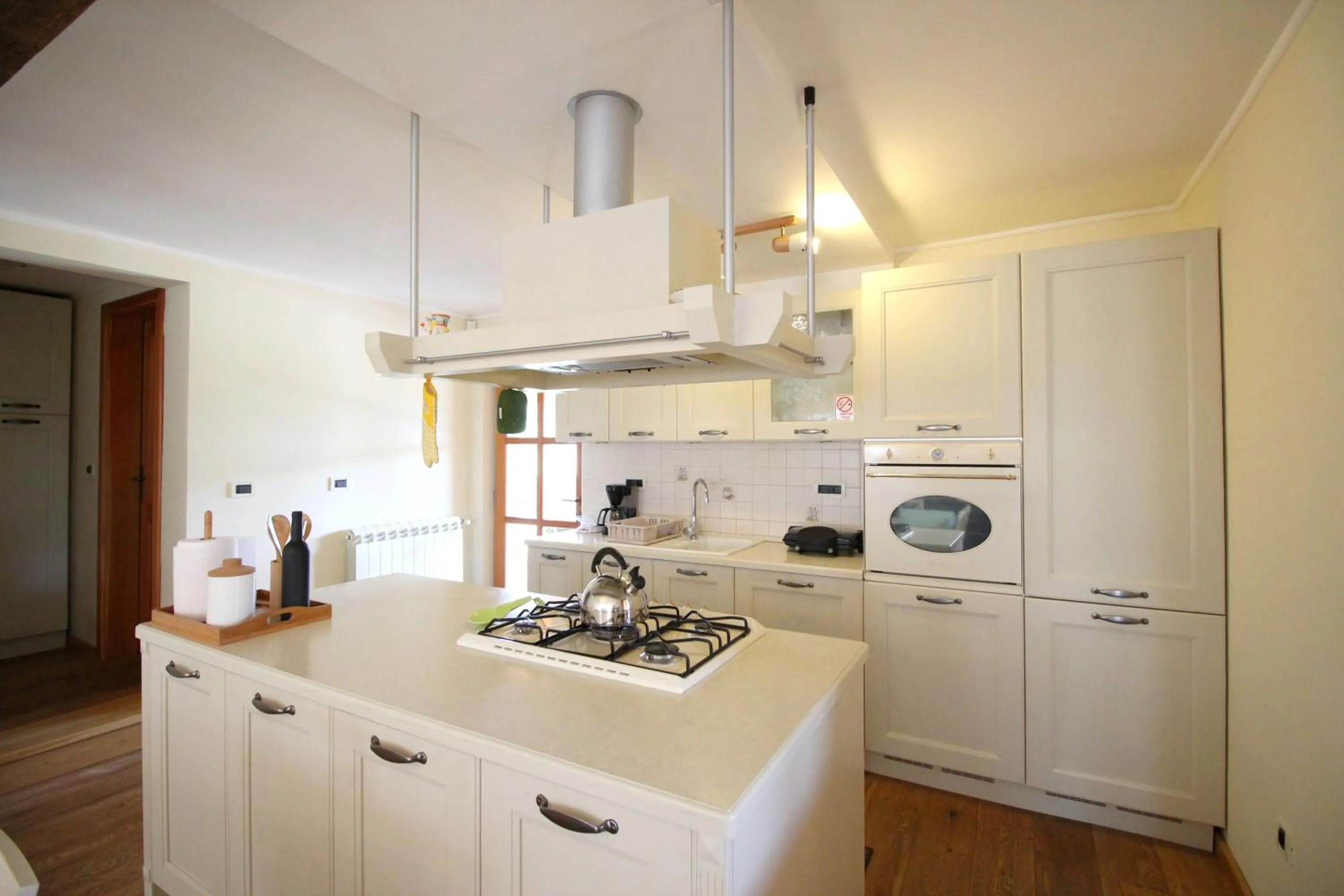 Kitchen or kitchenette in Holiday Home Valmoneda