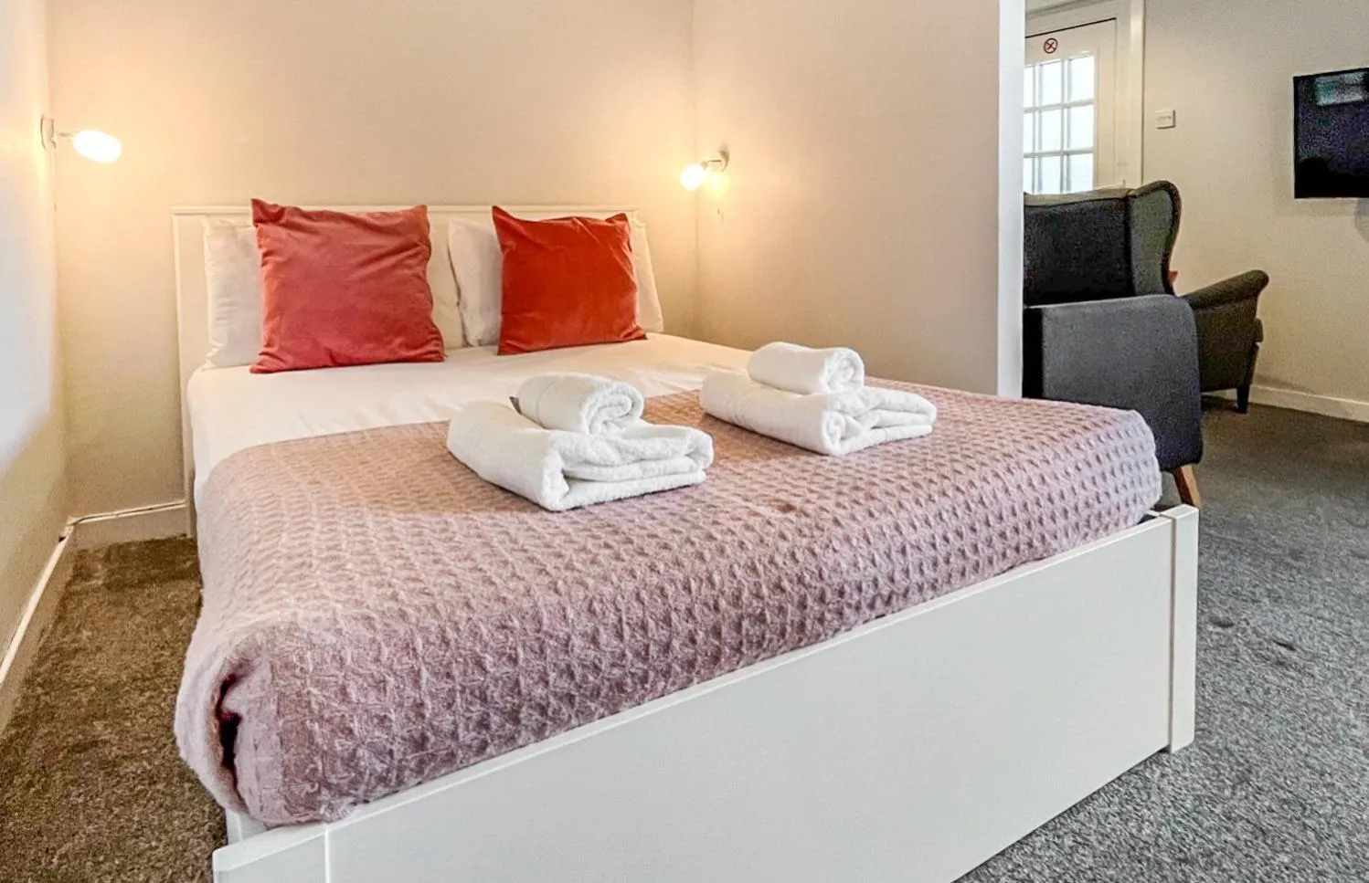 Bed in Broadford House Skye