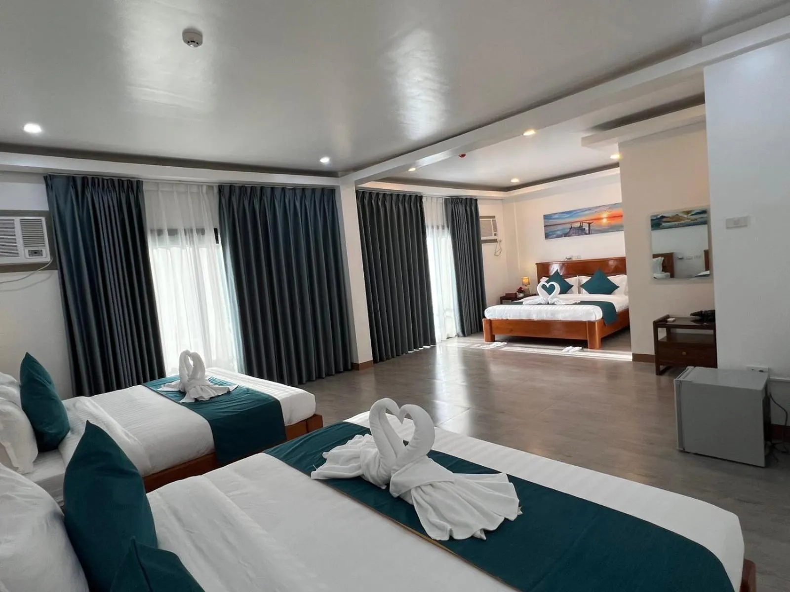Bedroom, Bed in Ocean Star Hotel Coron