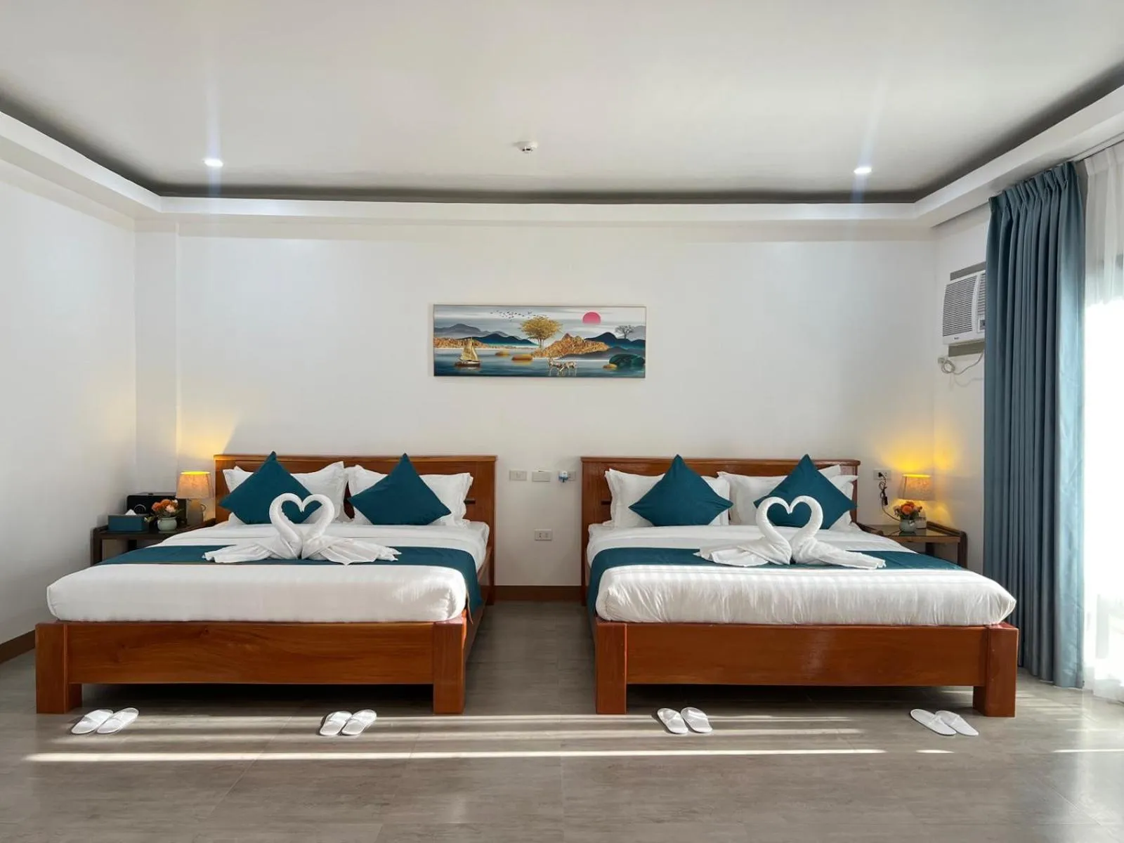 Bedroom, Bed in Ocean Star Hotel Coron