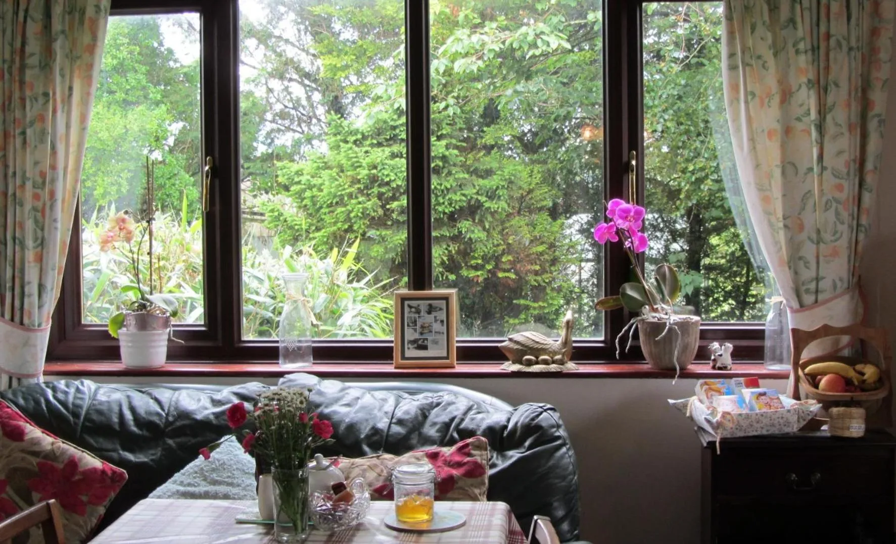 Food and drinks in Heathergate Cottage Dartmoor BnB