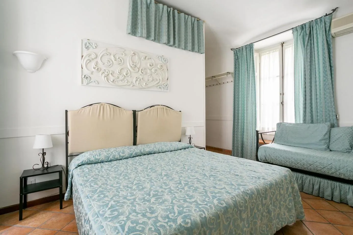 Bed in Scipioni Suites