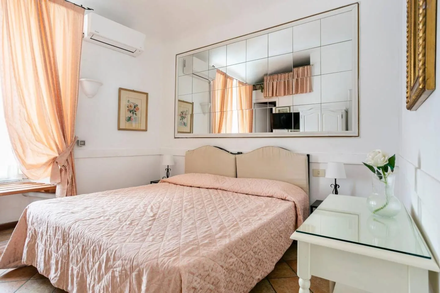 Bed in Scipioni Suites