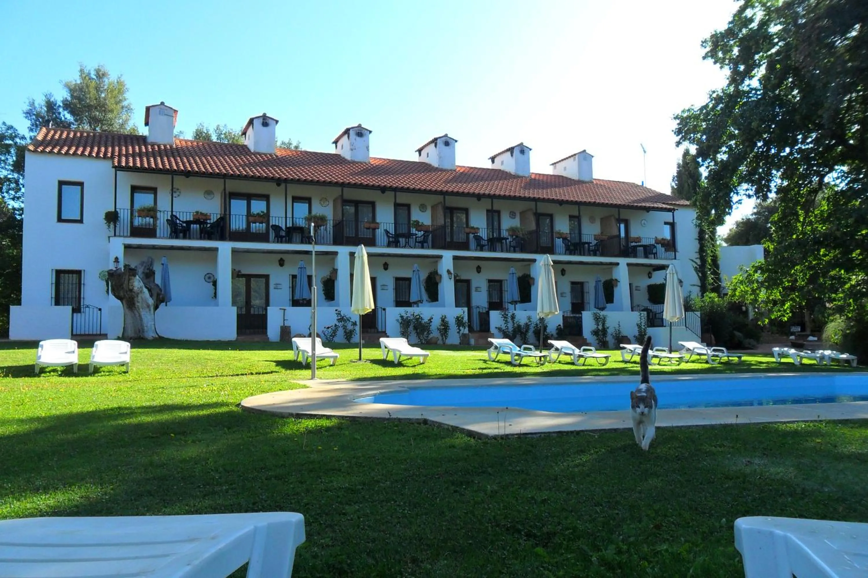 Property building in Hotel Apartamento Rural Finca La Media Legua