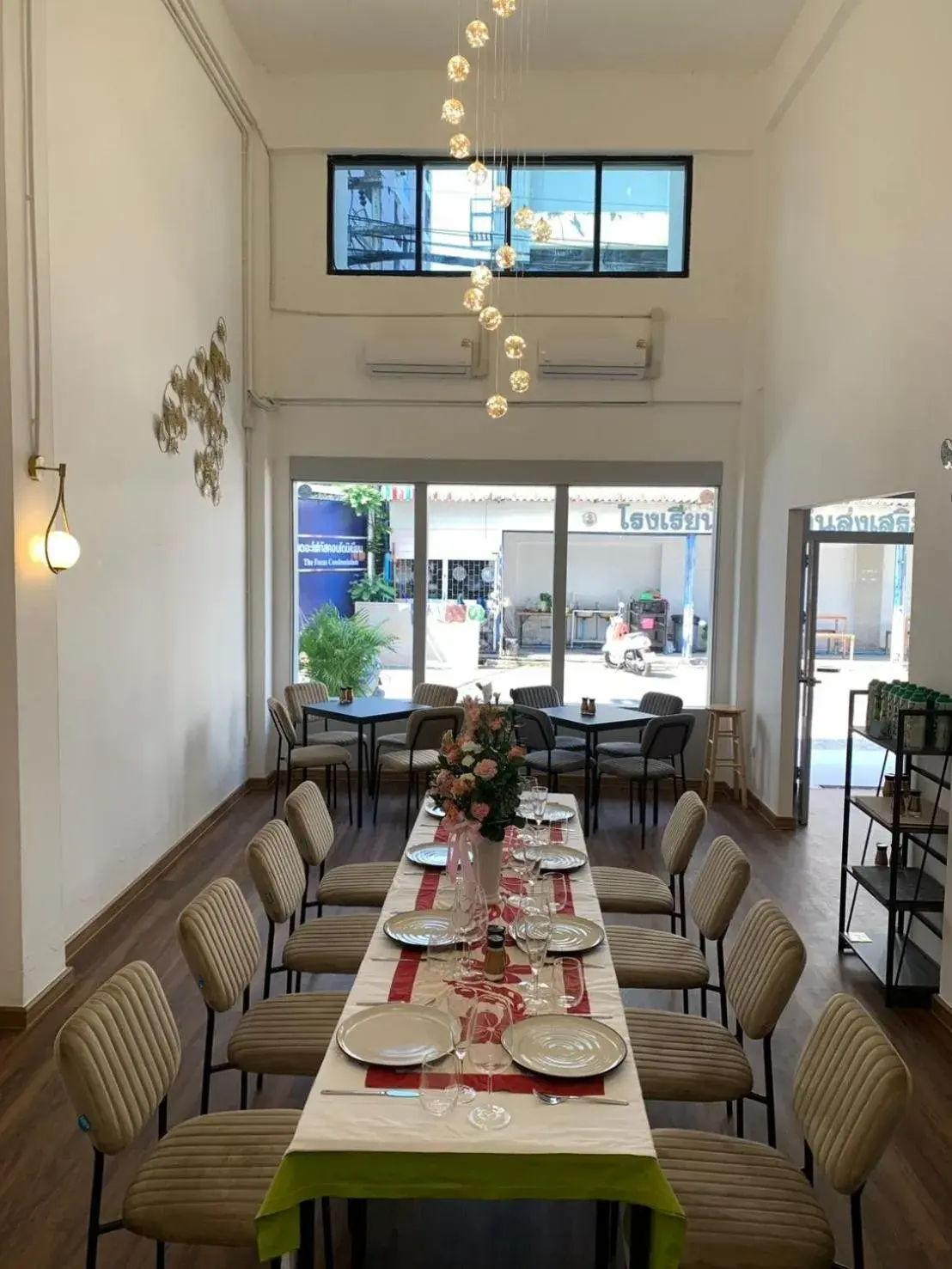 Mana restaurant & boutique hotel Mana restaurant & boutique hotel