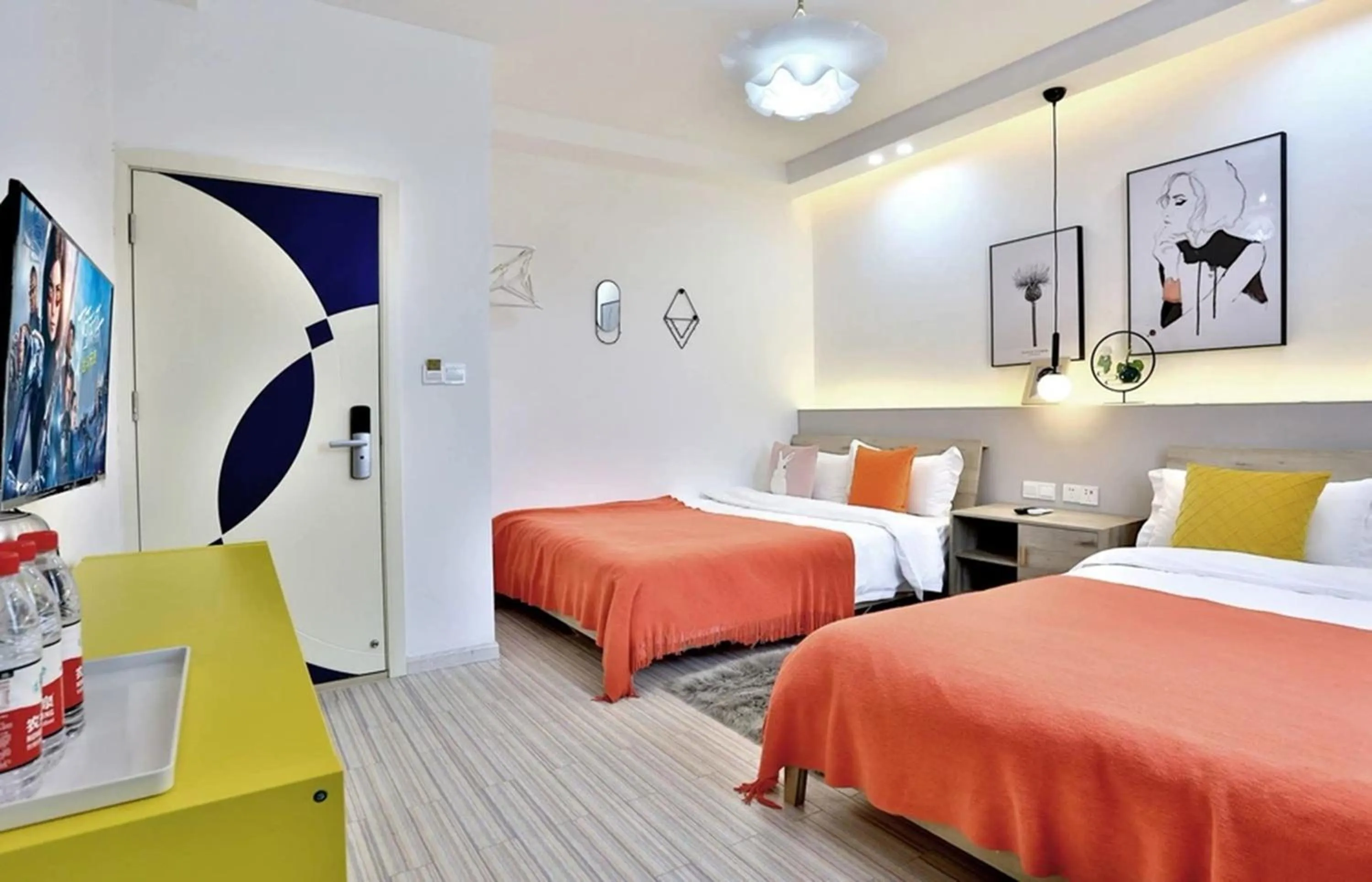 Bathroom, Bed in Shanghai Lanfeng Intelligent Light - Shanghai Disney Branch,Provide airport pickup service at PuD'ong Airport andDisneyland shuttle service