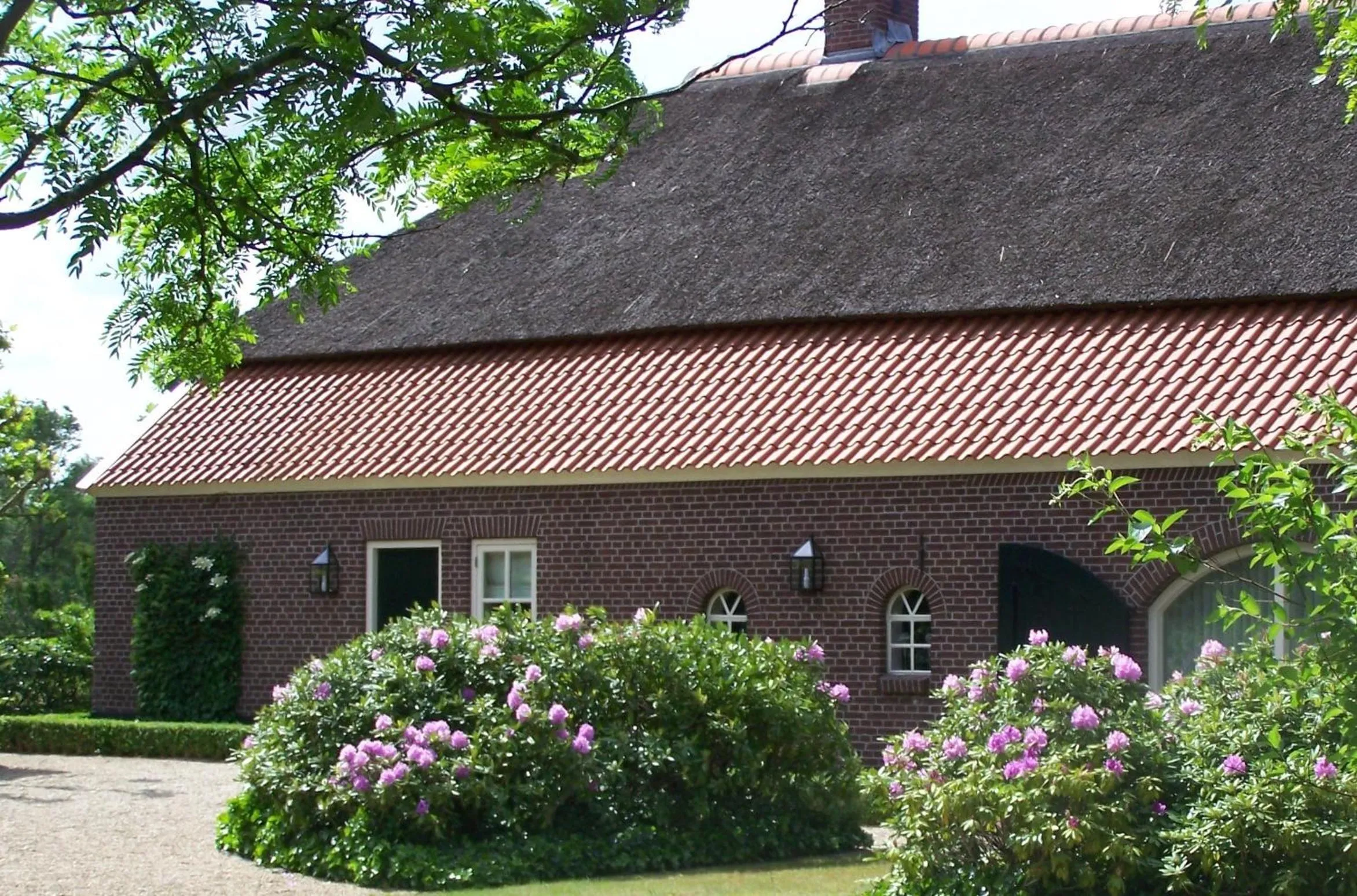 Facade/entrance in B&B Farmhouse De Loksheuvel