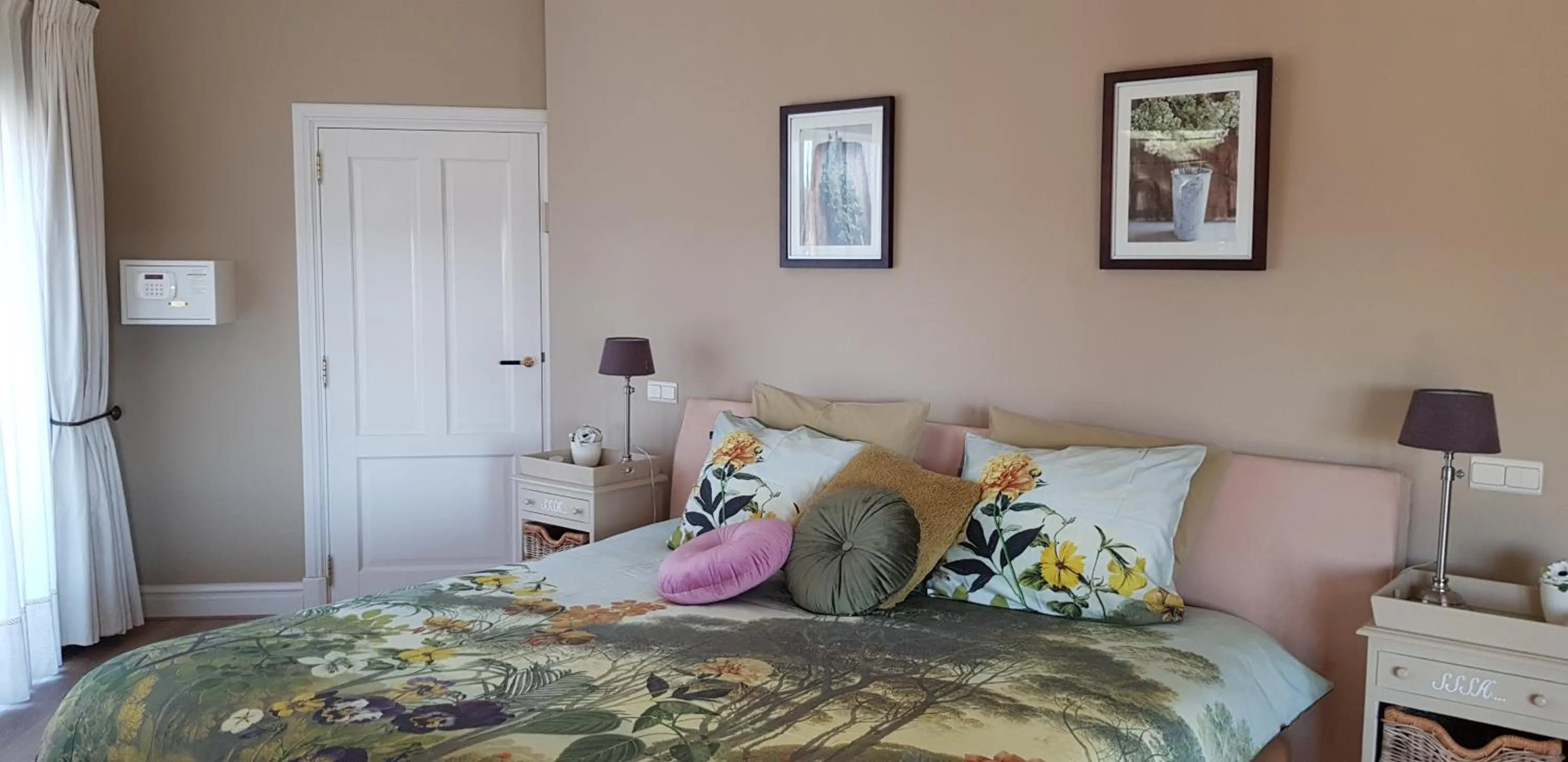 Bed in B&B Farmhouse De Loksheuvel