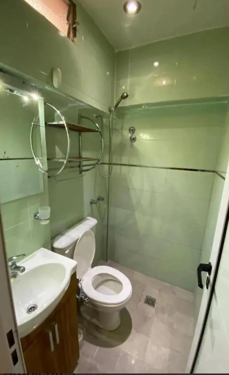 Shower in Hotel Jorgito
