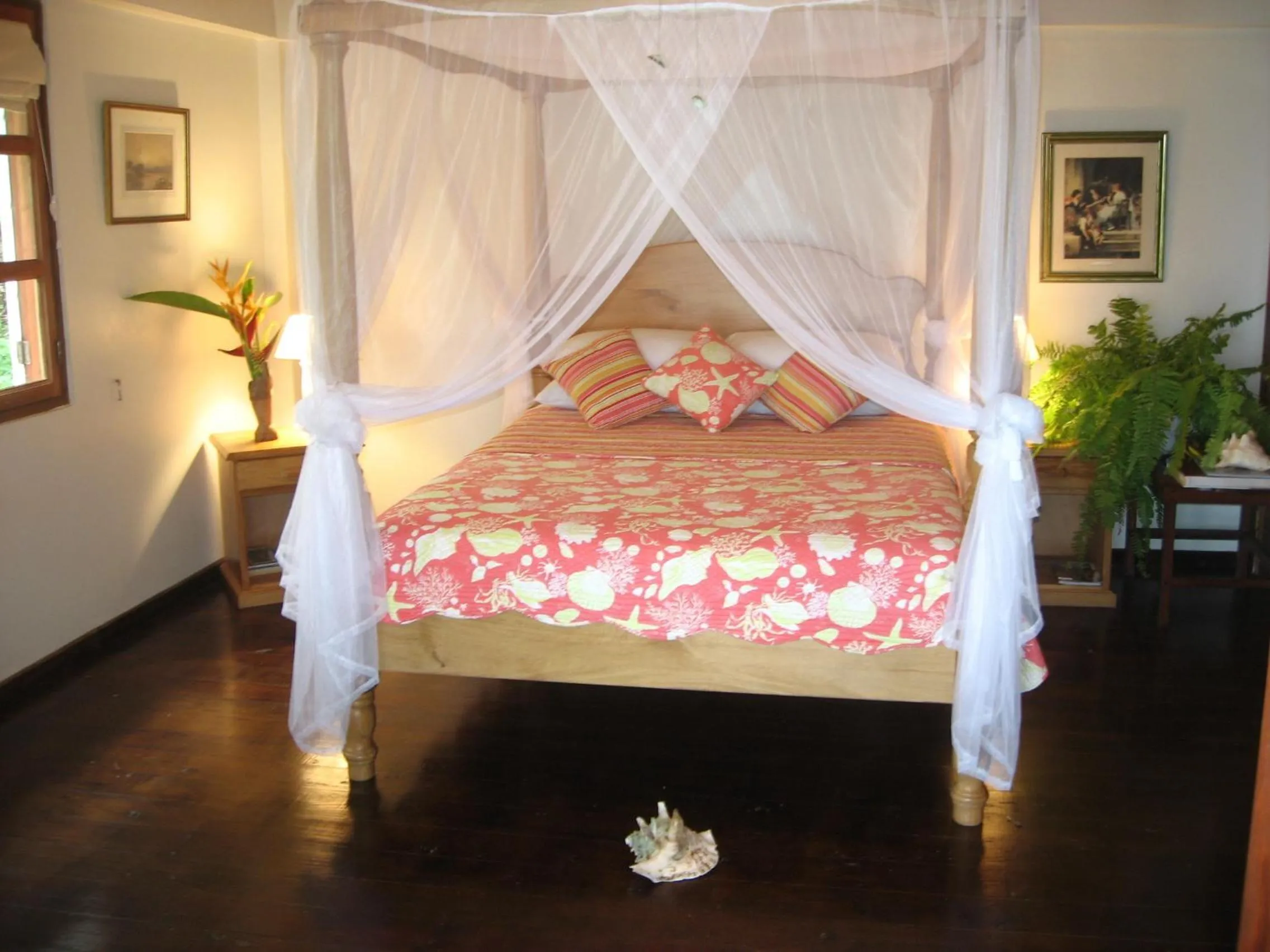 Bed in Petite Anse Hotel