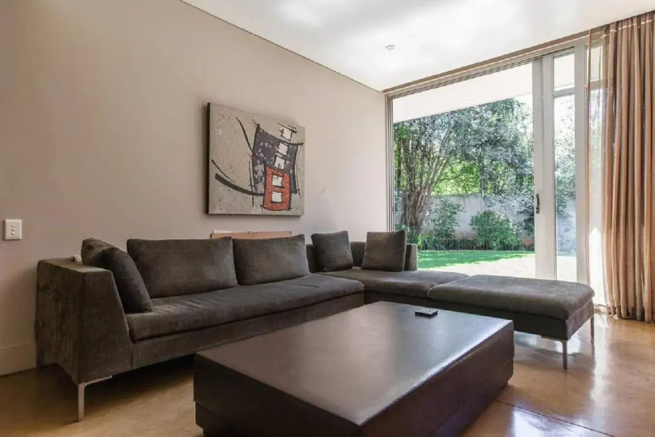 TV and multimedia in Houghton Place TV and multimedia in Houghton Place