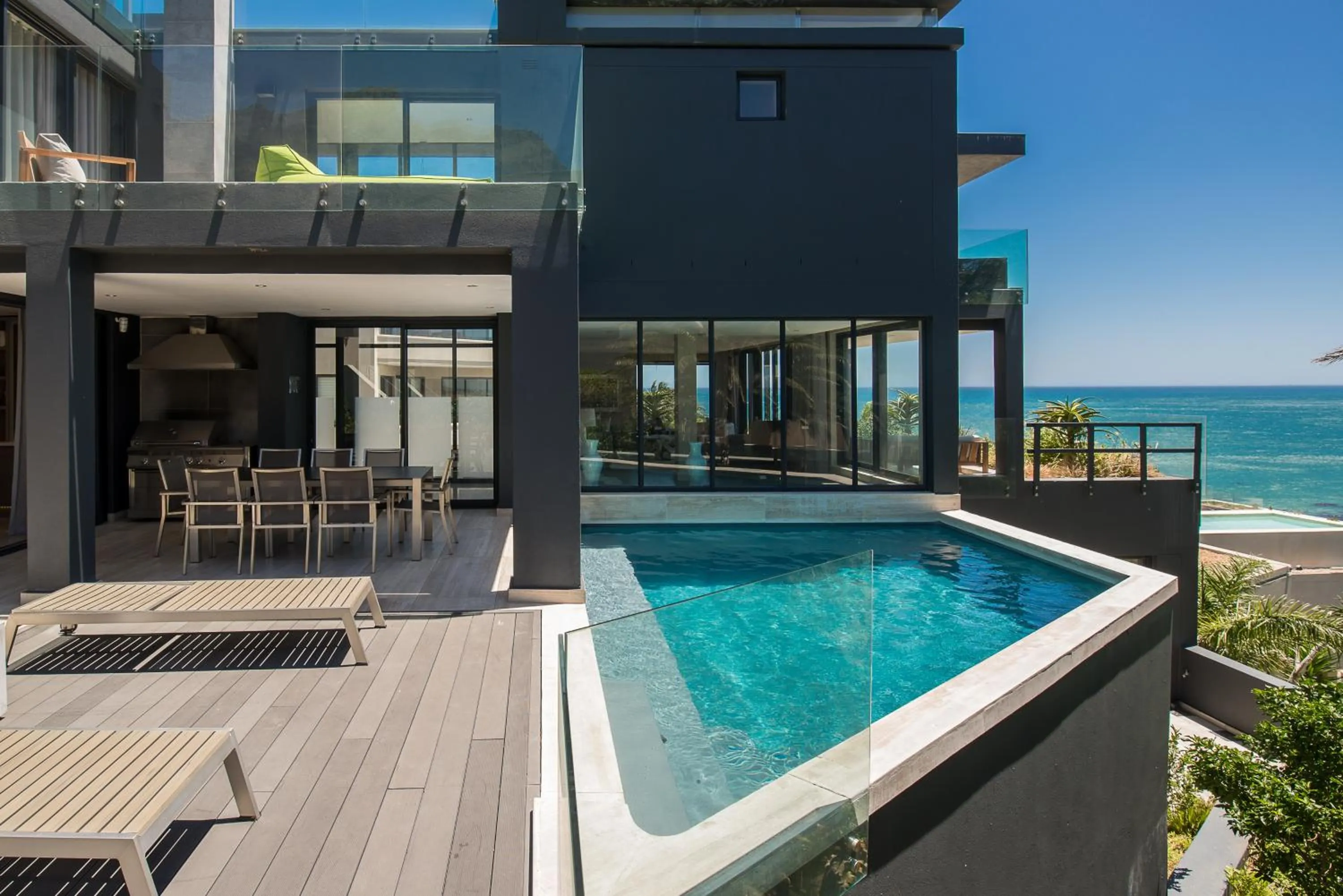 Pool view in Living Hotel Lion's Eye