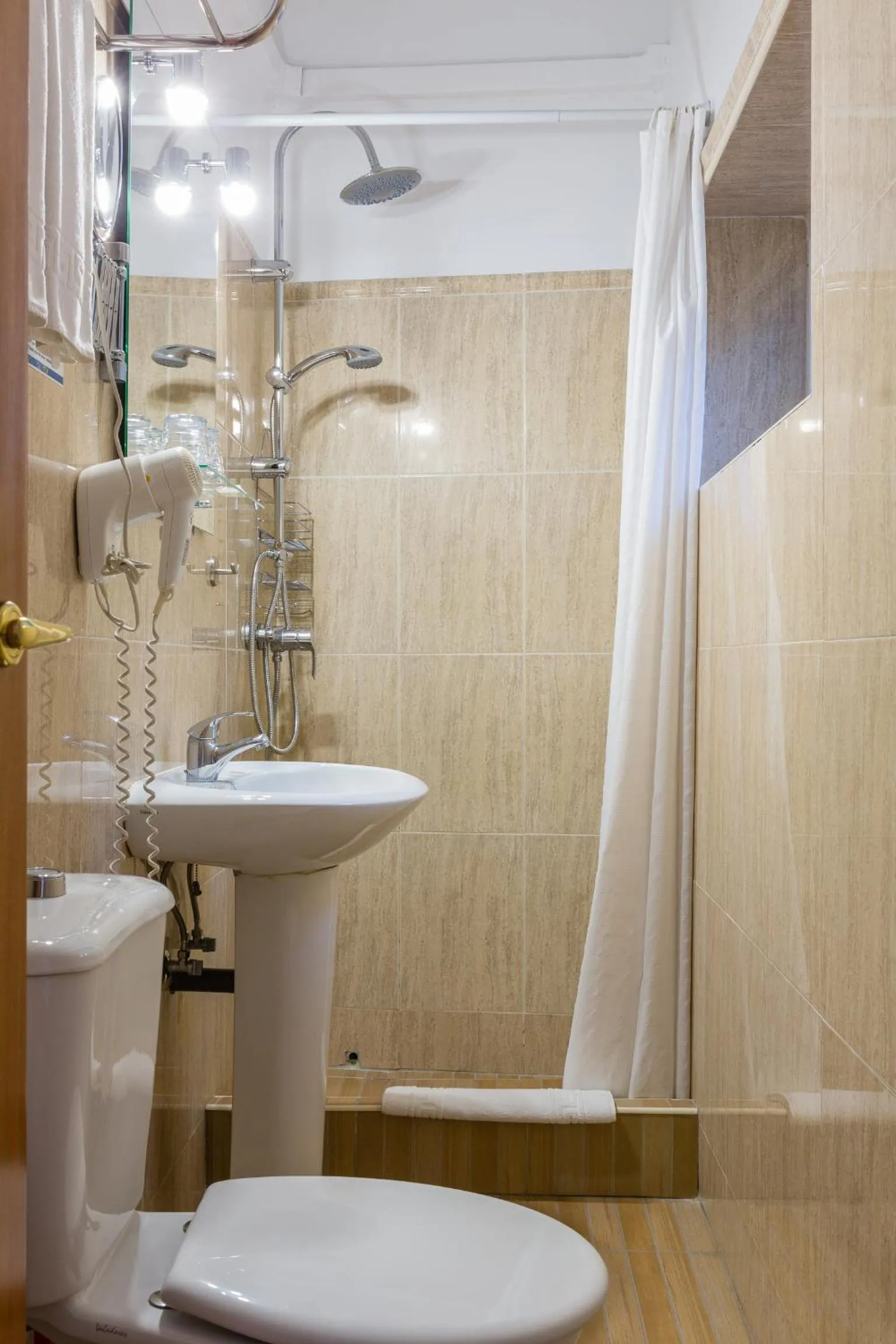 Bathroom in Guadalupe Cozy Inns