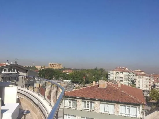 Balcony/Terrace in saffari otel