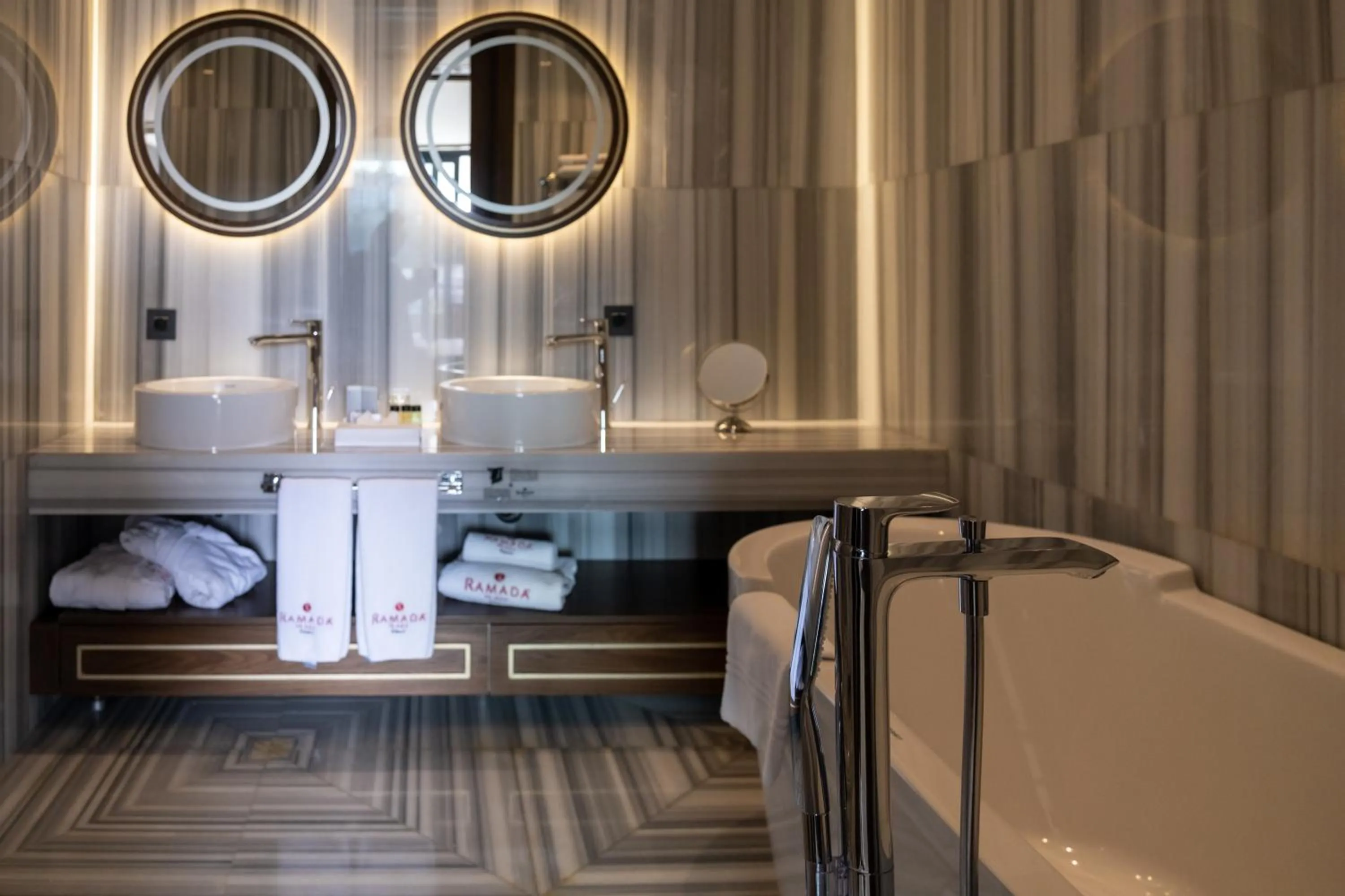 Bathroom in Ramada Plaza Hotel & Spa Trabzon