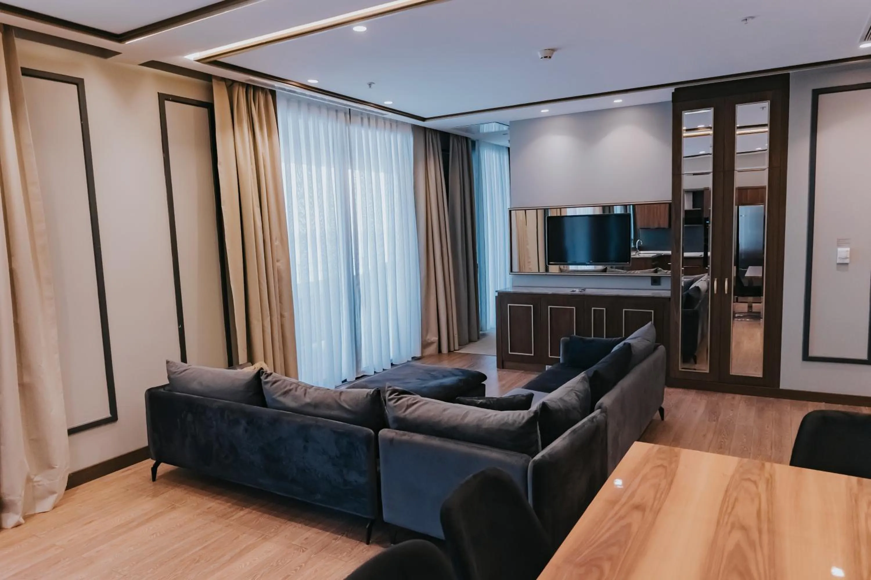 Communal lounge/ TV room in Ramada Plaza Hotel & Spa Trabzon