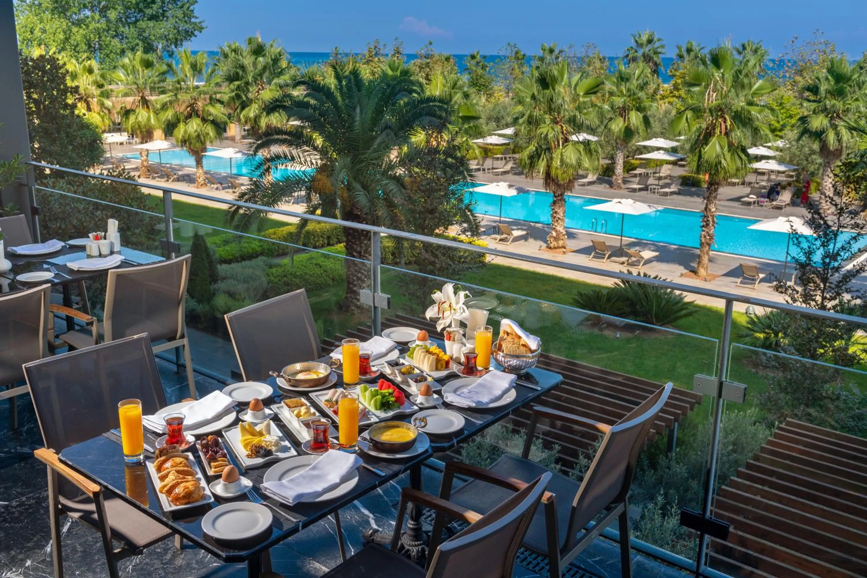 Restaurant/places to eat in Ramada Plaza Hotel & Spa Trabzon