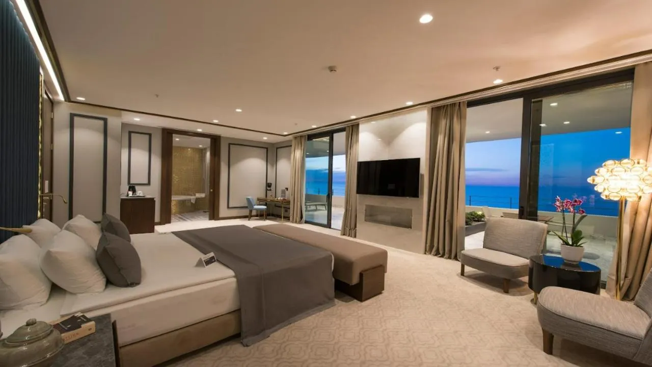 Bedroom, Bed in Ramada Plaza Hotel & Spa Trabzon