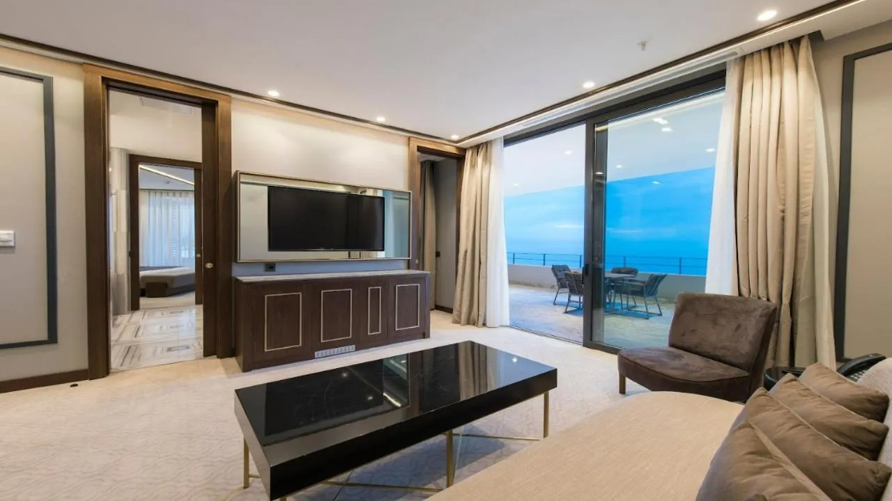 Communal lounge/ TV room in Ramada Plaza Hotel & Spa Trabzon