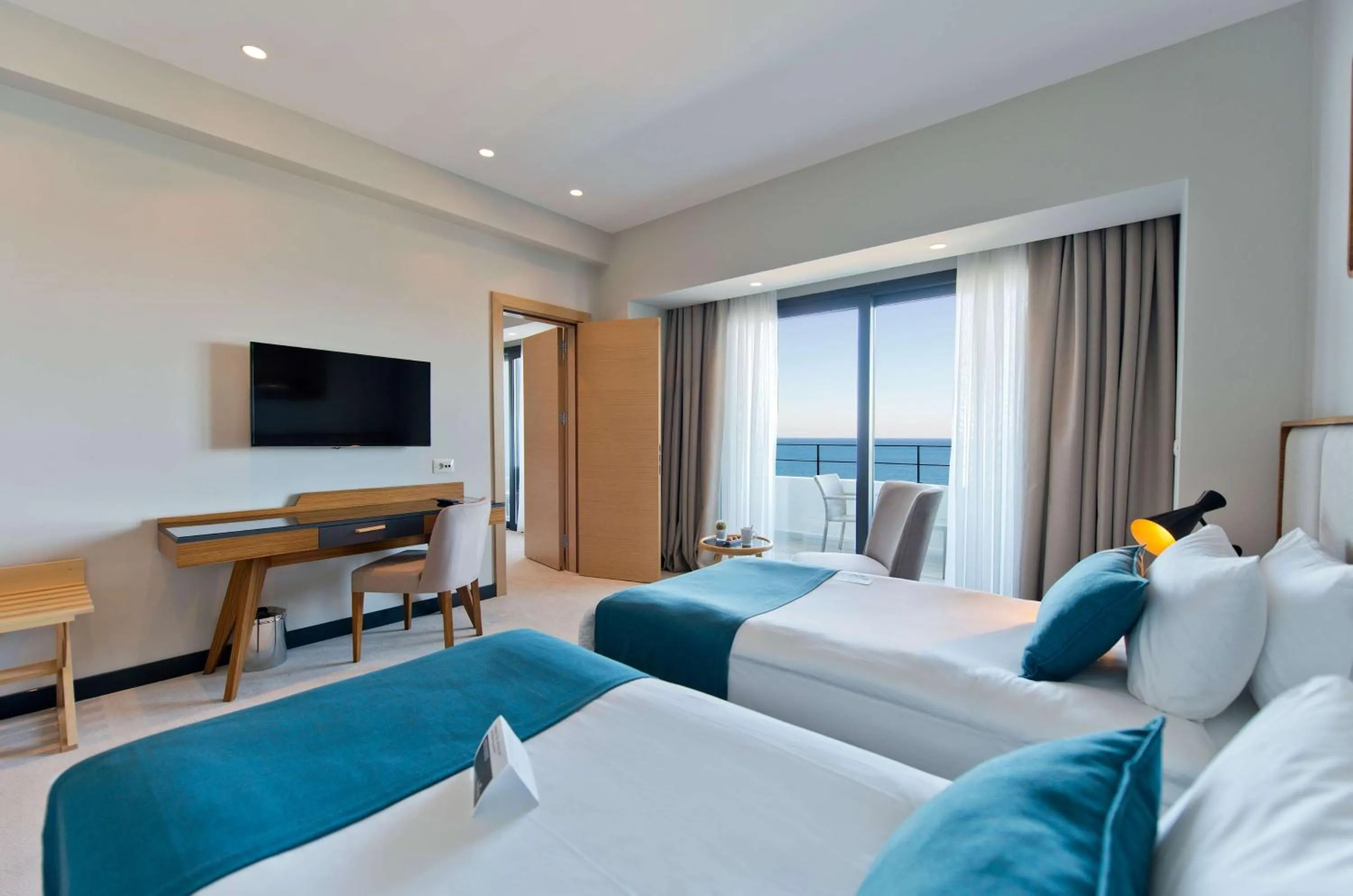 Photo of the whole room, Bed in Ramada Plaza Hotel & Spa Trabzon